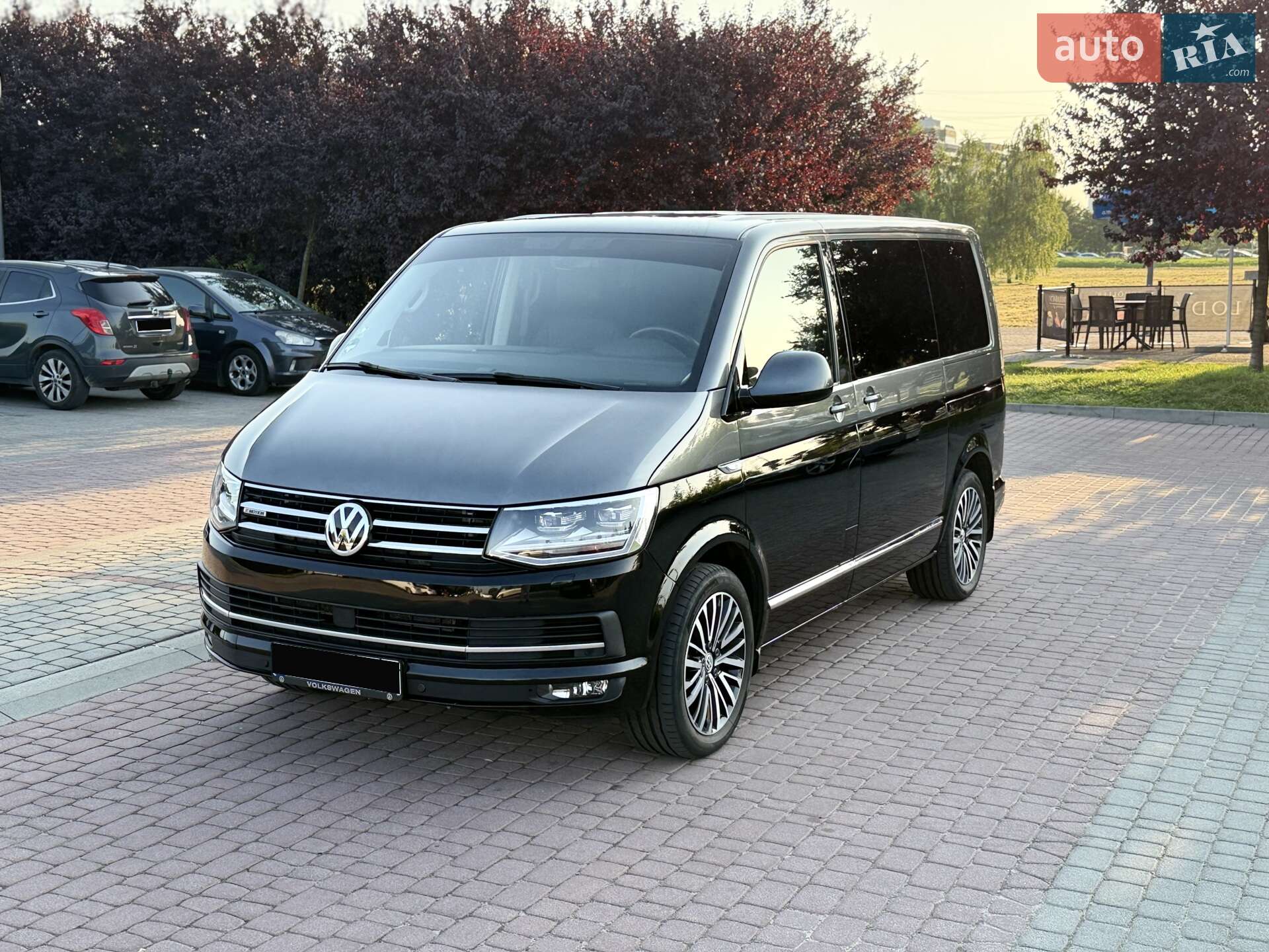 Volkswagen Multivan 2018 VIN WV2ZZZ7HZJH172007 фото оголошення 19 з 46
