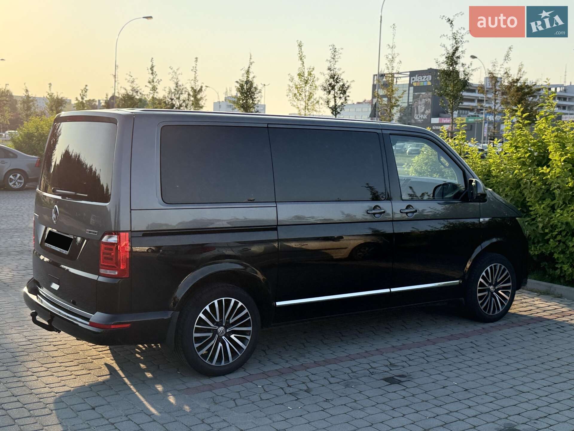 Volkswagen Multivan 2018 VIN WV2ZZZ7HZJH172007 фото оголошення 36 з 46