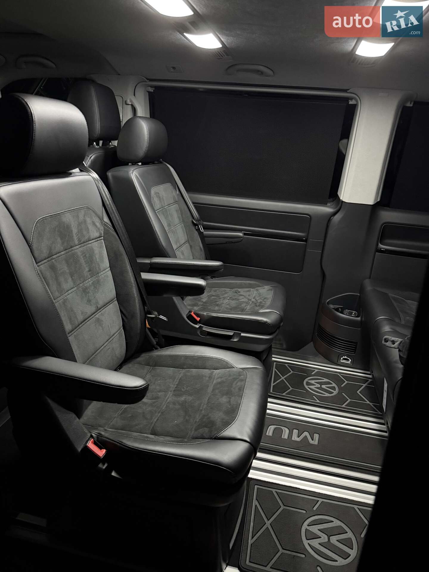 Volkswagen Multivan 2018 VIN WV2ZZZ7HZJH172007 фото оголошення 40 з 46
