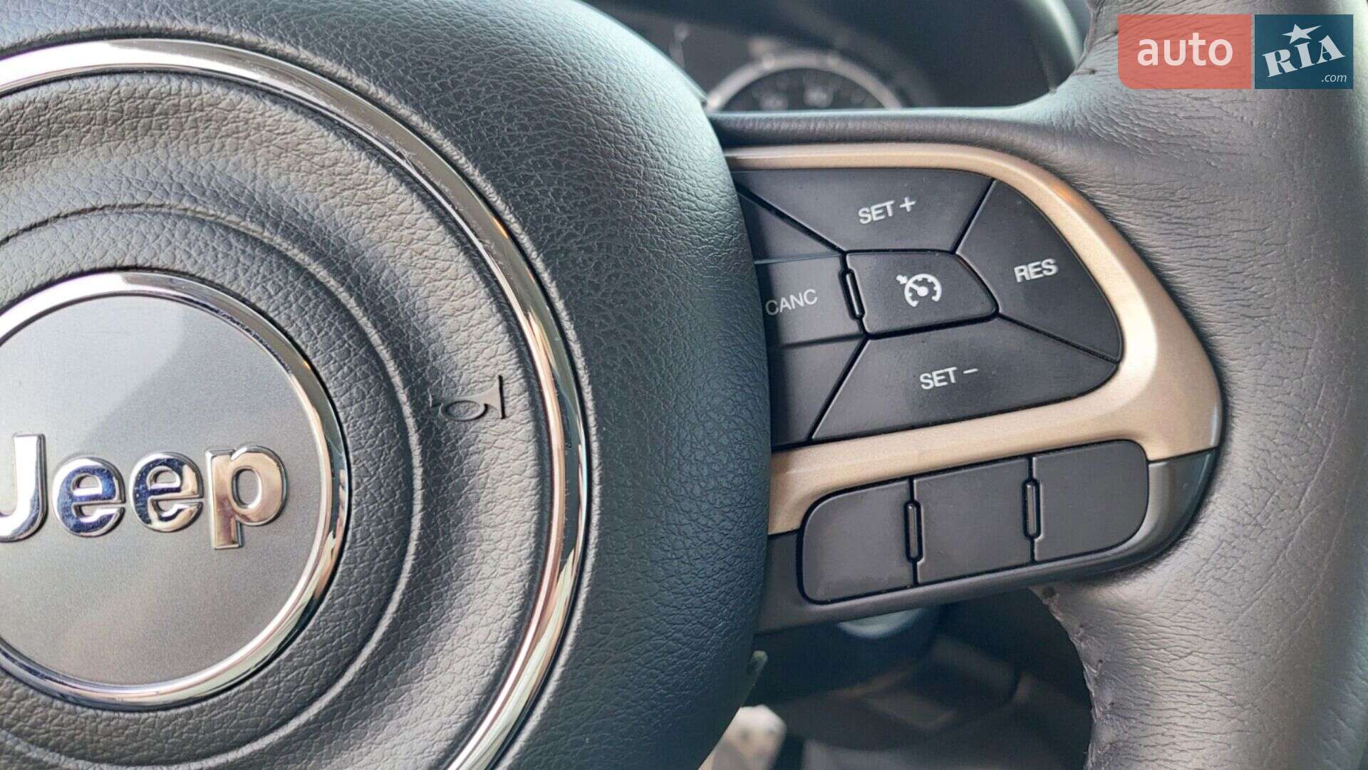 Jeep Renegade 2016 VIN ZACCJBBT8GPE35611 фото оголошення 23 з 42
