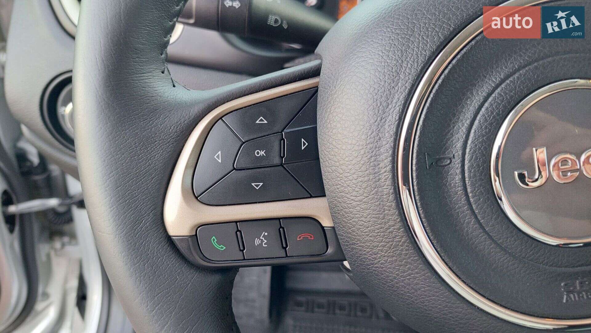 Jeep Renegade 2016 VIN ZACCJBBT8GPE35611 фото оголошення 22 з 42