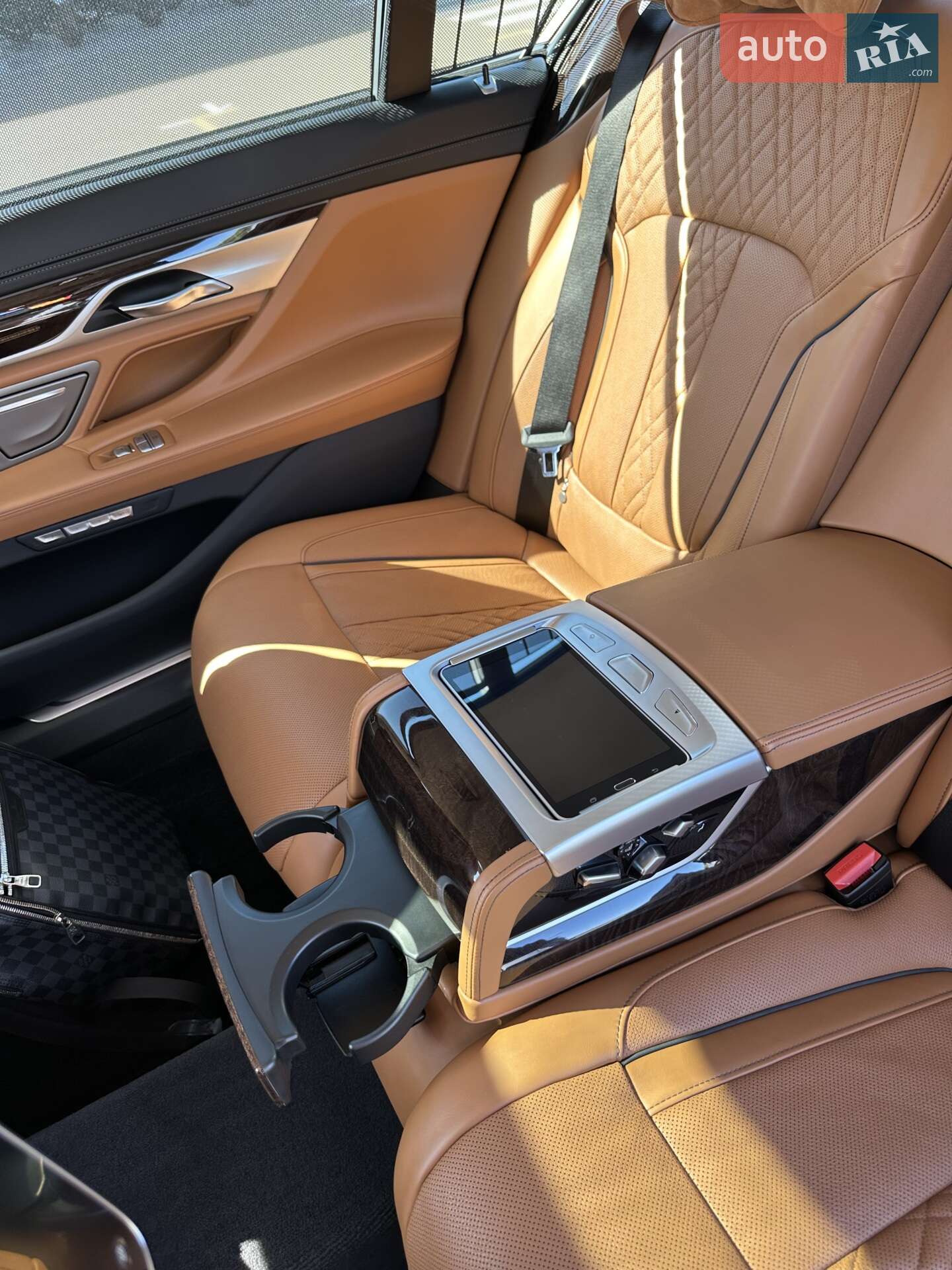 BMW 7 Series 2017 VIN WBA7F21060G781800 фото оголошення 61 з 66