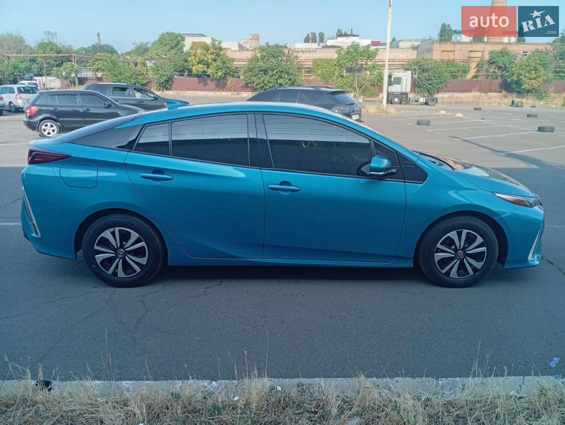 Toyota Prius Prime 2017 VIN JTDKARFP4H3015738 фото оголошення 4 з 15