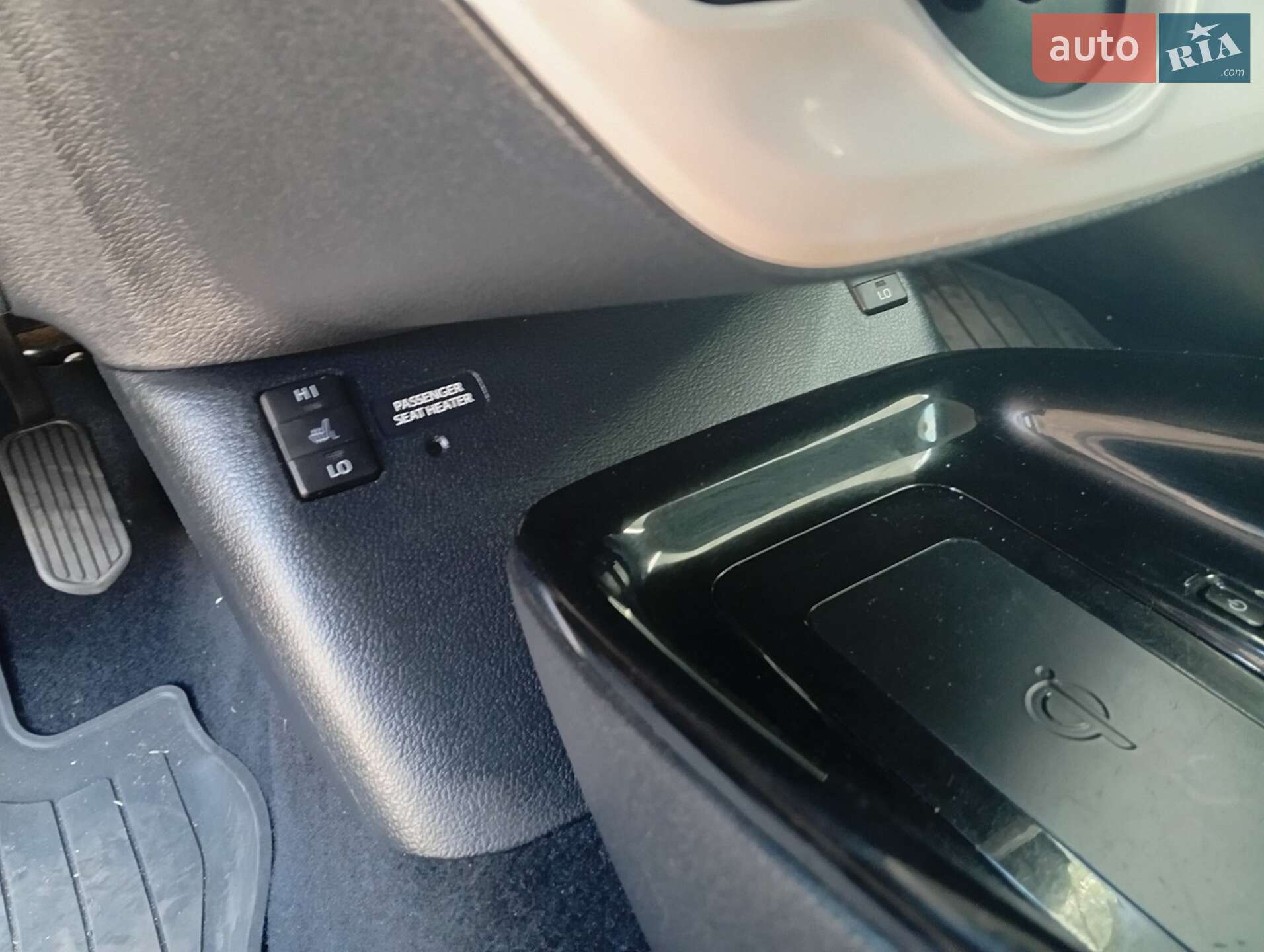 Toyota Prius Prime 2017 VIN JTDKARFP4H3015738 фото оголошення 14 з 15