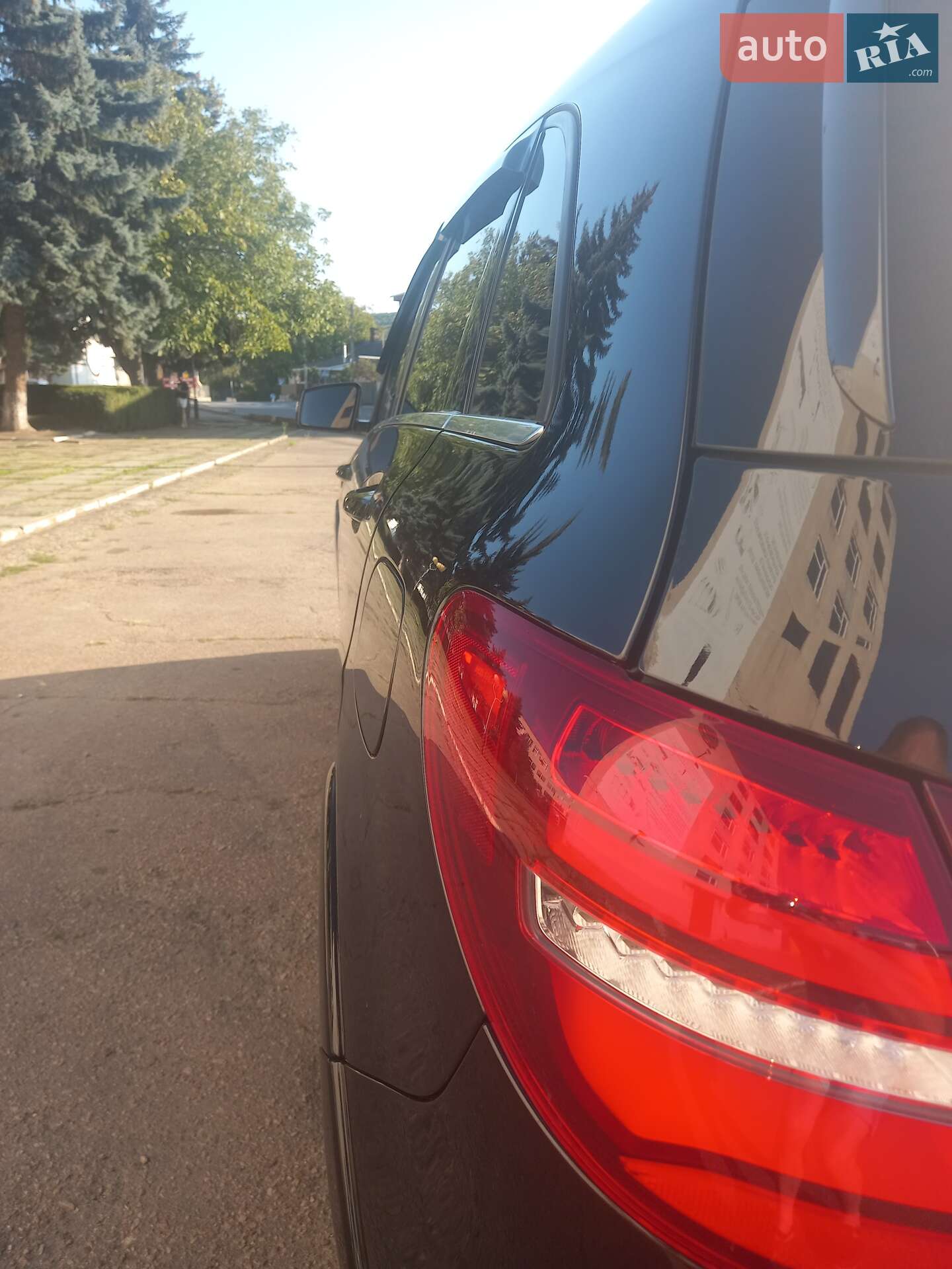 Mercedes-Benz B-Class 2017 VIN WDD2428901J015363 фото оголошення 7 з 10