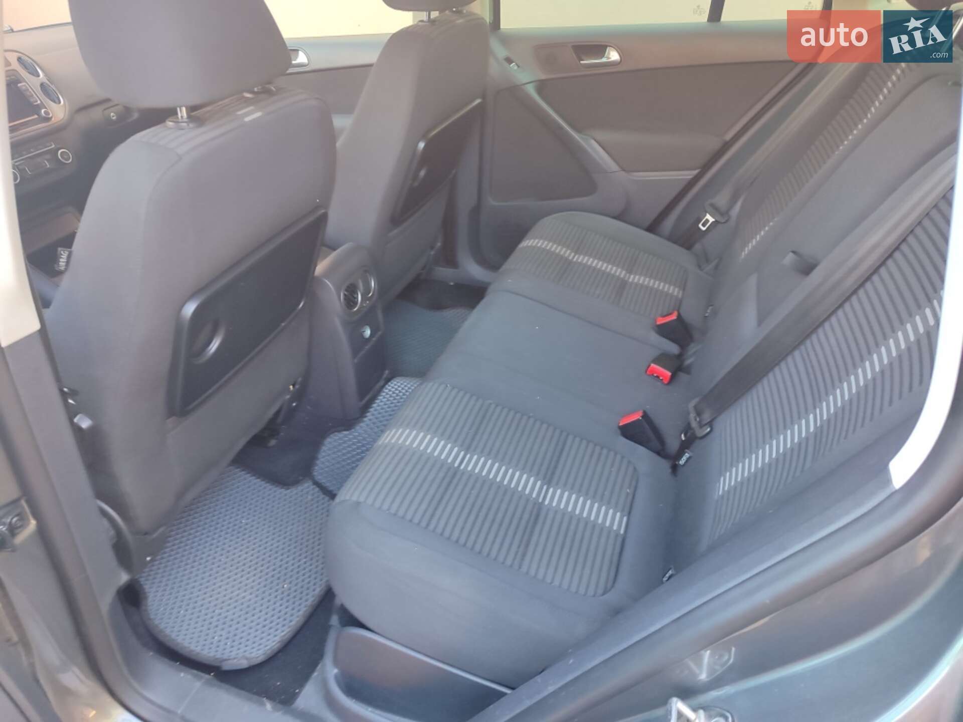 Volkswagen Tiguan 2011 VIN WVGZZZ5NZBW107000 фото оголошення 16 з 19