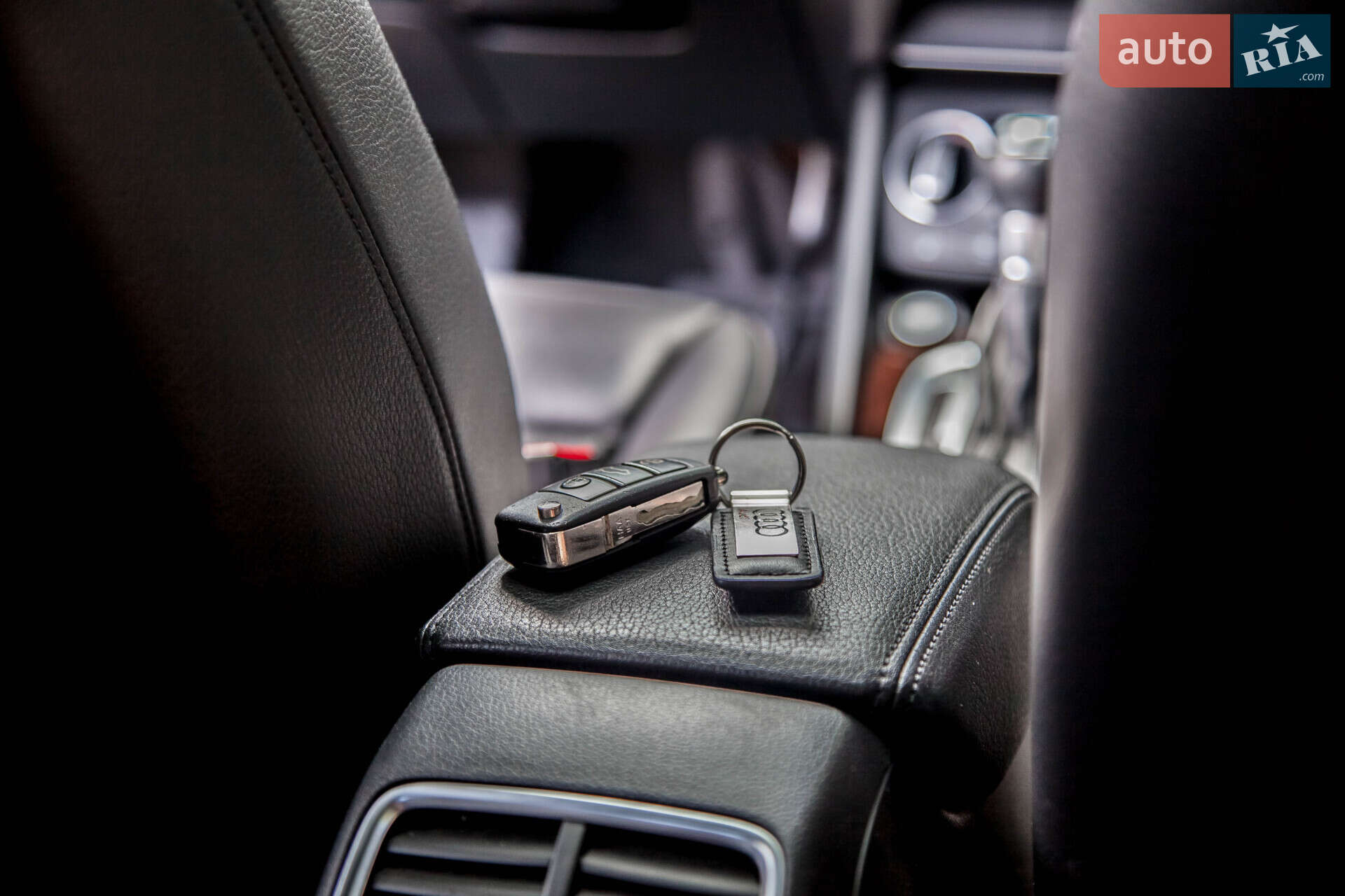 Audi Q3 2017 VIN WA1ECCFS1JR016609 фото оголошення 74 з 105