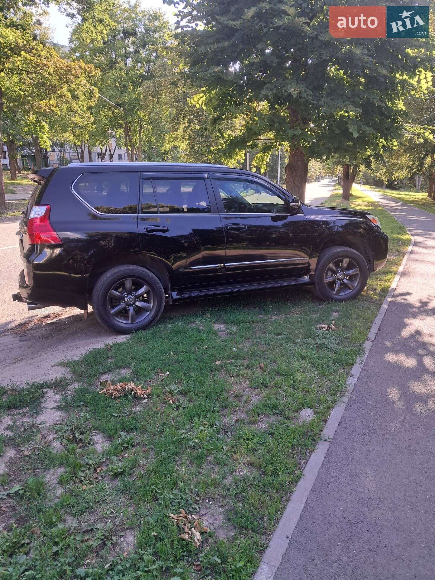 Lexus GX 2012 VIN JTJJM7FX8D5057221 фото оголошення 5 з 11