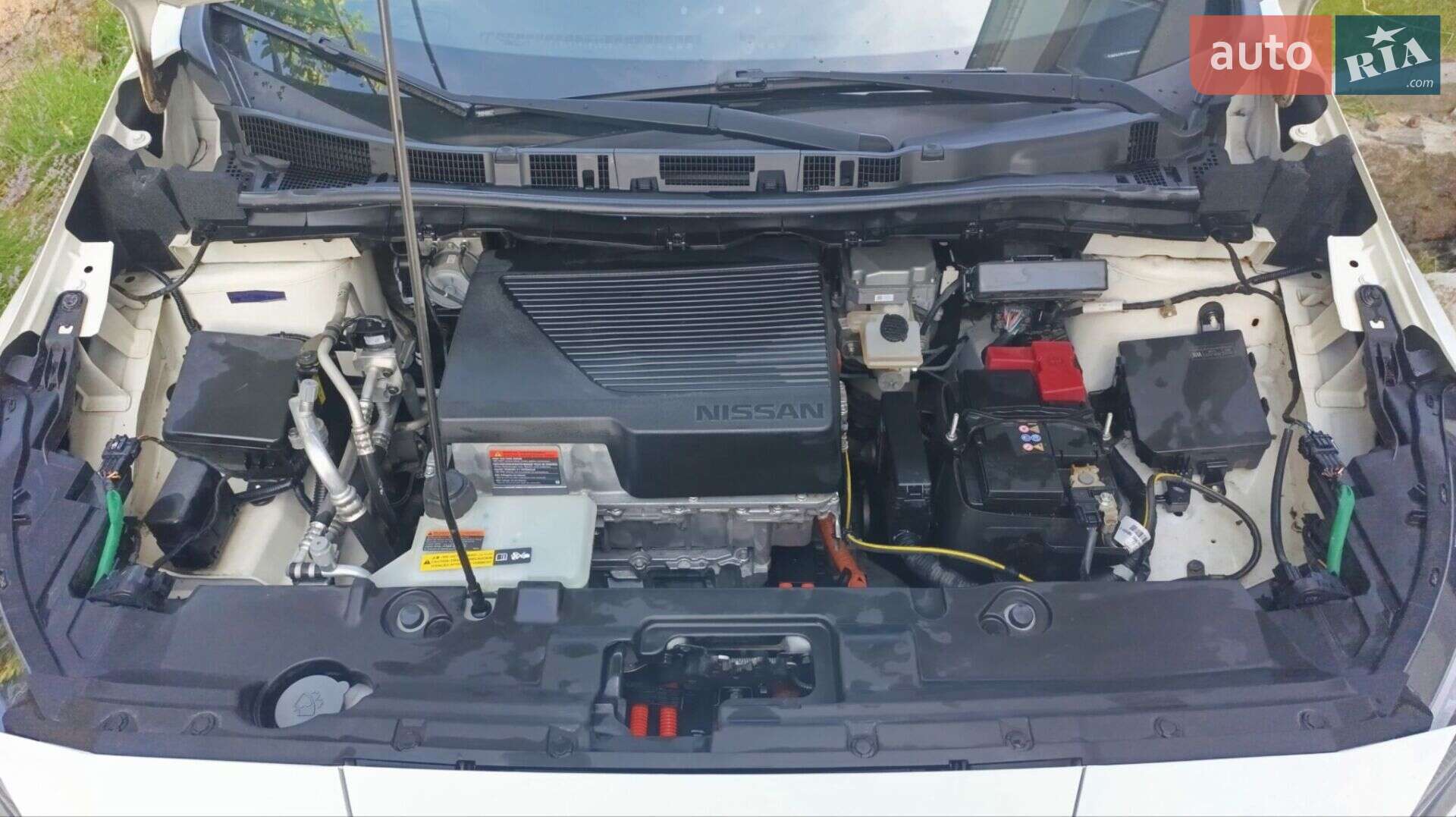 Nissan Leaf 2019 VIN SJNFAAZE1U0058961 фото оголошення 7 з 16