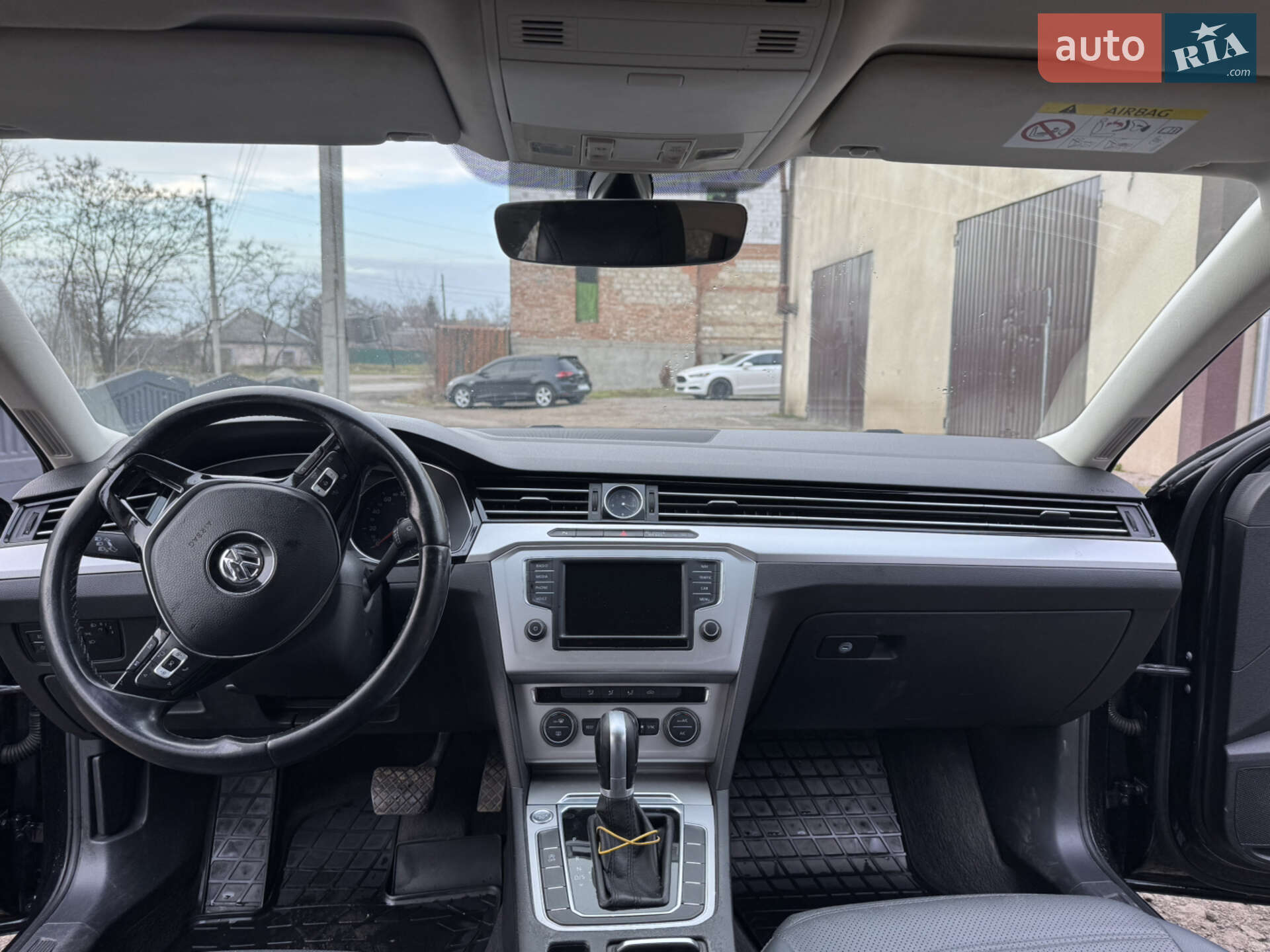 Volkswagen Passat 2017 VIN WVWZZZ3CZHE102555 фото оголошення 4 з 12