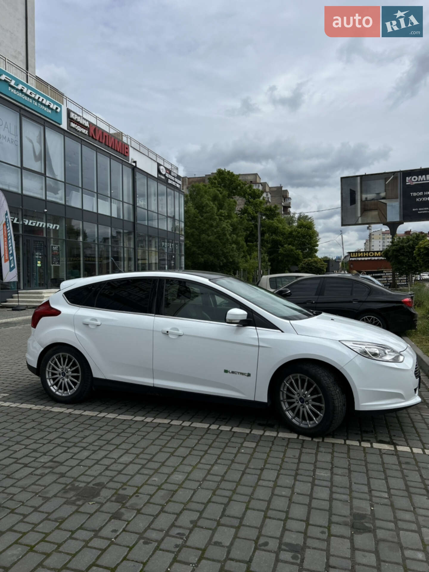 Ford Focus 2013 VIN WF0KXXGCBEDC76788 фото оголошення 4 з 10