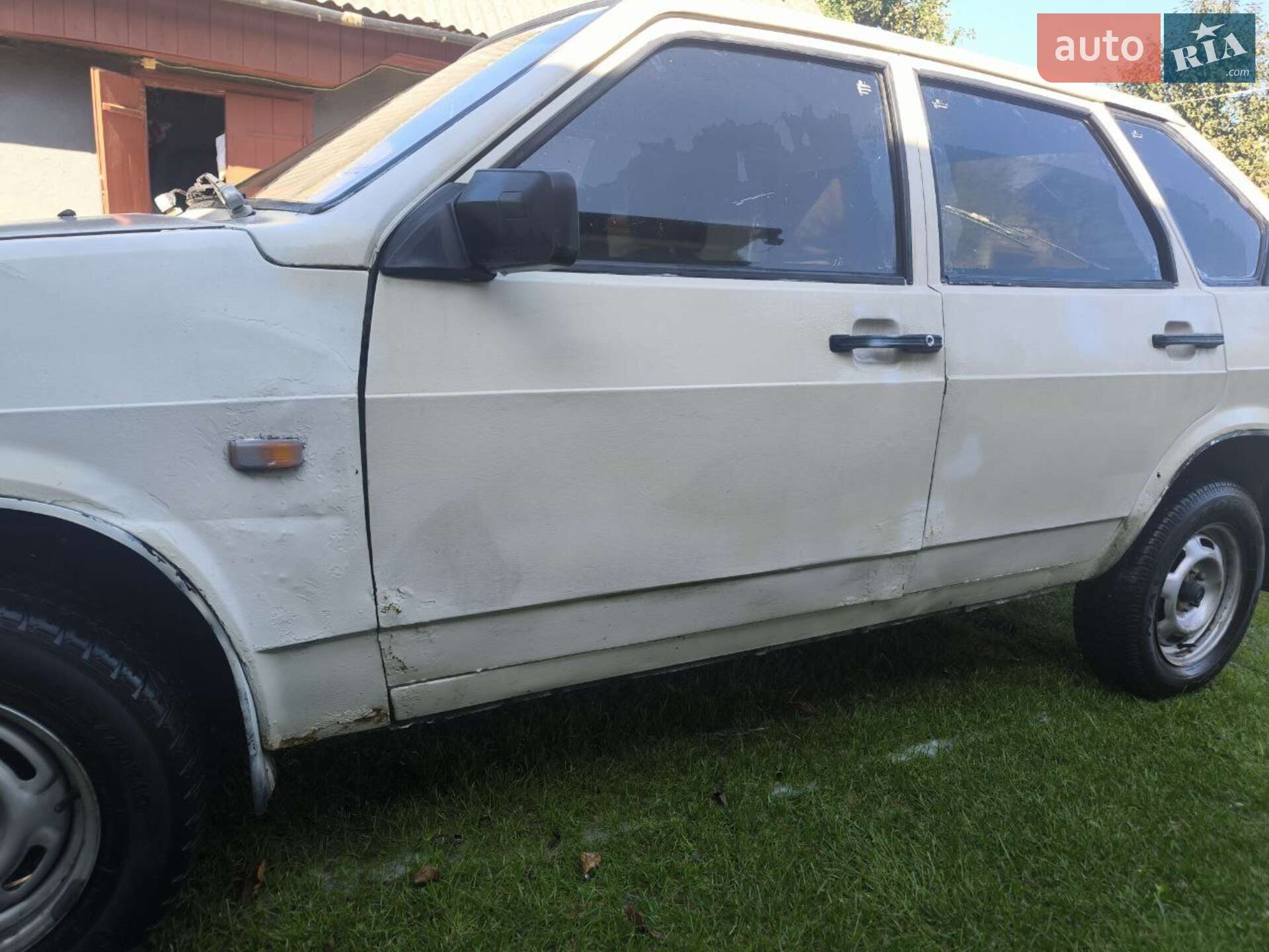 ВАЗ / Lada 2109 1988 VIN XTA210900J0290965 фото оголошення 5 з 19