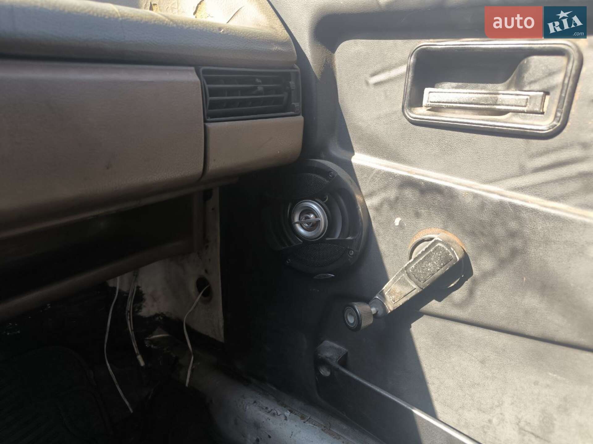 ВАЗ / Lada 2109 1988 VIN XTA210900J0290965 фото оголошення 7 з 19
