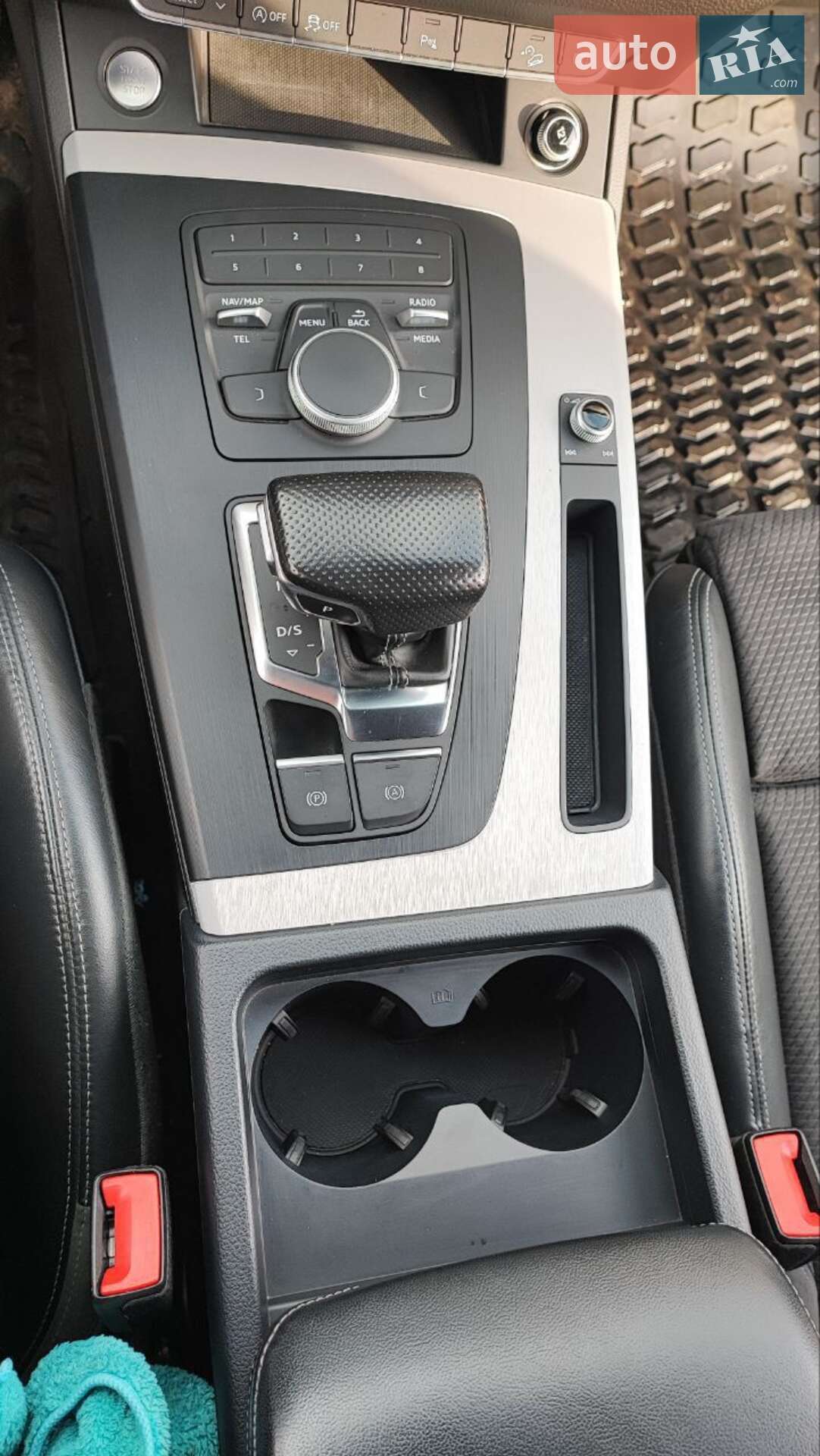 Audi Q5 2017 VIN WAUZZZFY4H2009294 фото оголошення 21 з 39
