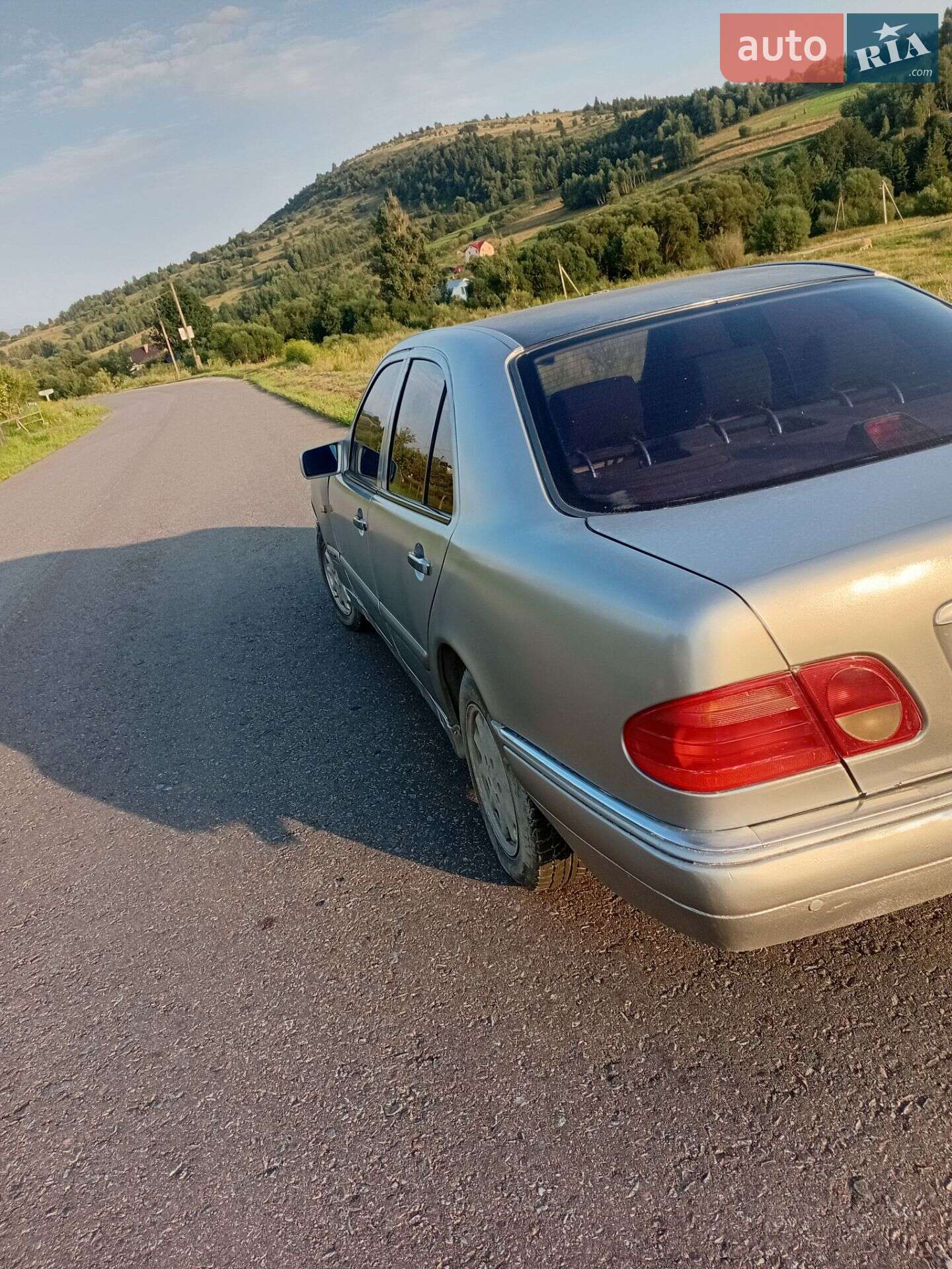 Mercedes-Benz E-Class 1997 VIN WDB2100351A080598 фото оголошення 4 з 5