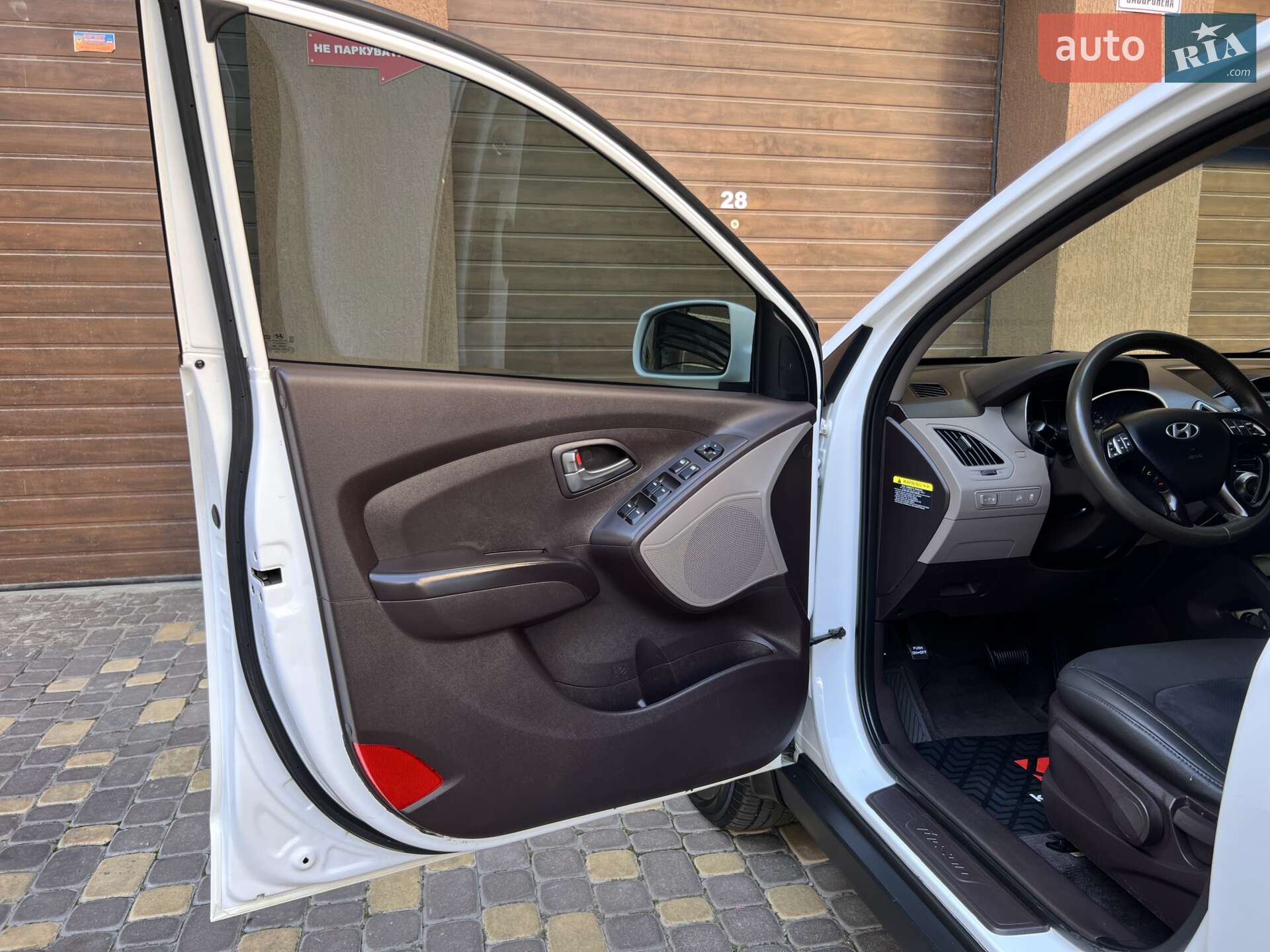 Hyundai Tucson 2014 VIN KM8JT3AF0EU939998 фото оголошення 24 з 56
