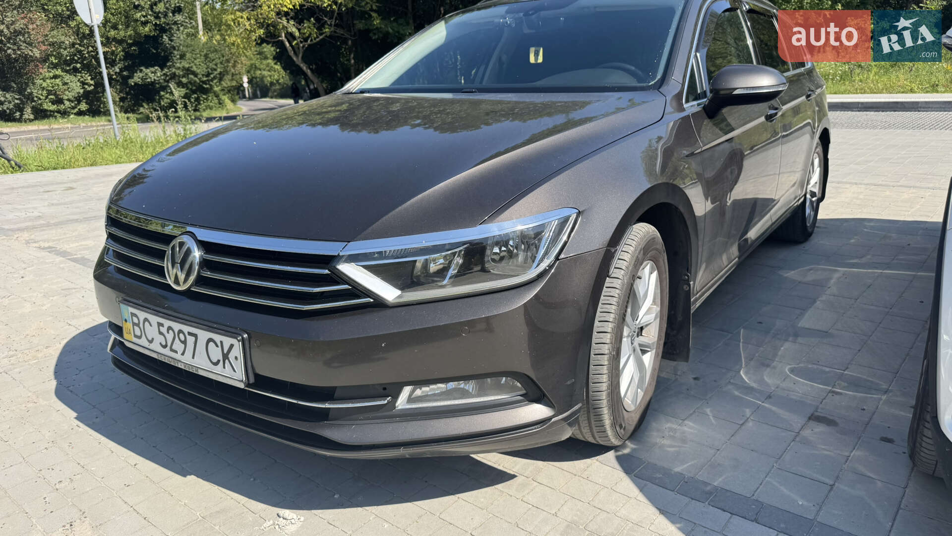Volkswagen Passat 2016 VIN WVWZZZ3CZGE230109 фото оголошення 4 з 32
