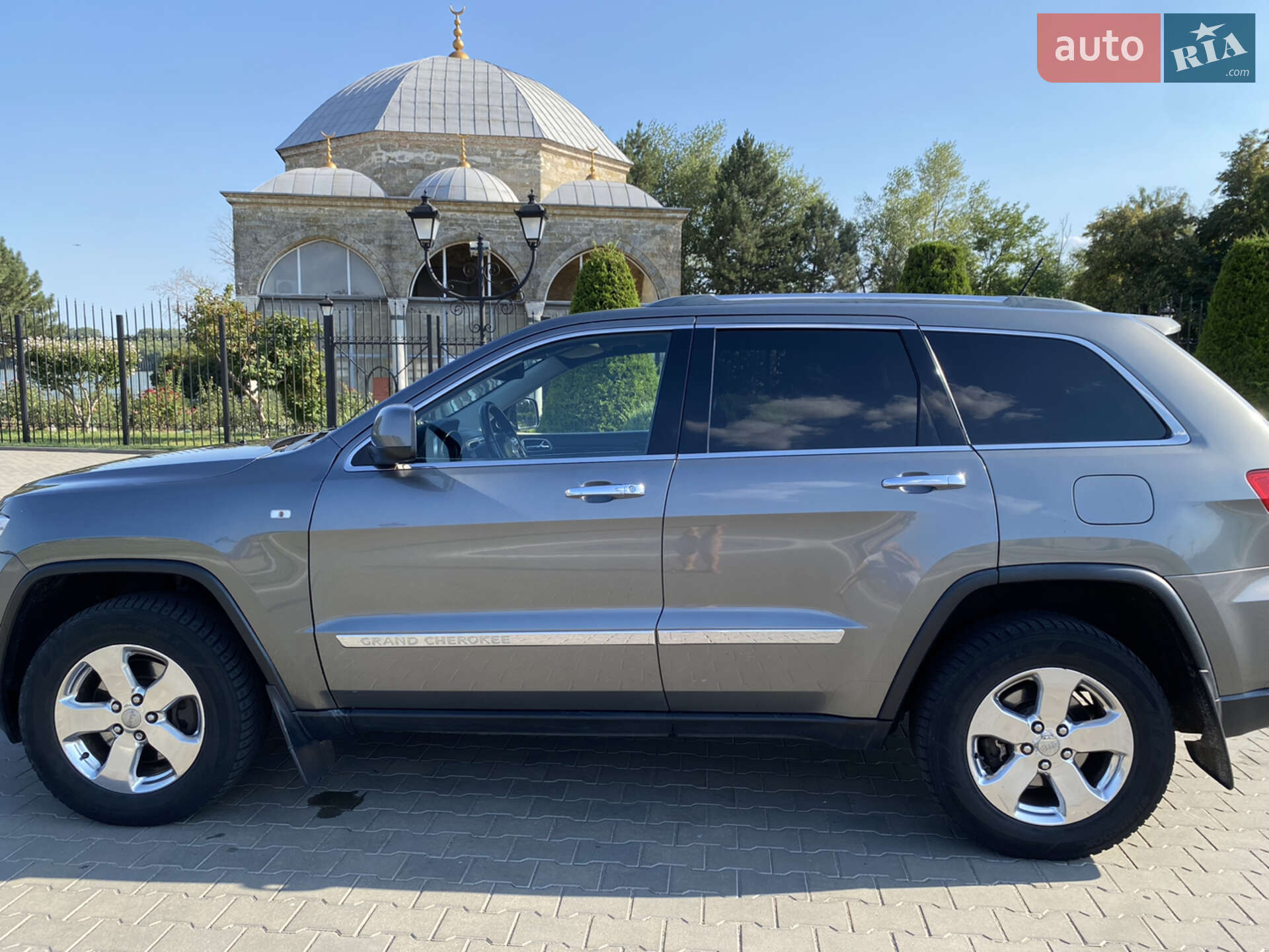 Jeep Grand Cherokee 2011 VIN 1C4RJFCM6CC101603 фото оголошення 9 з 21