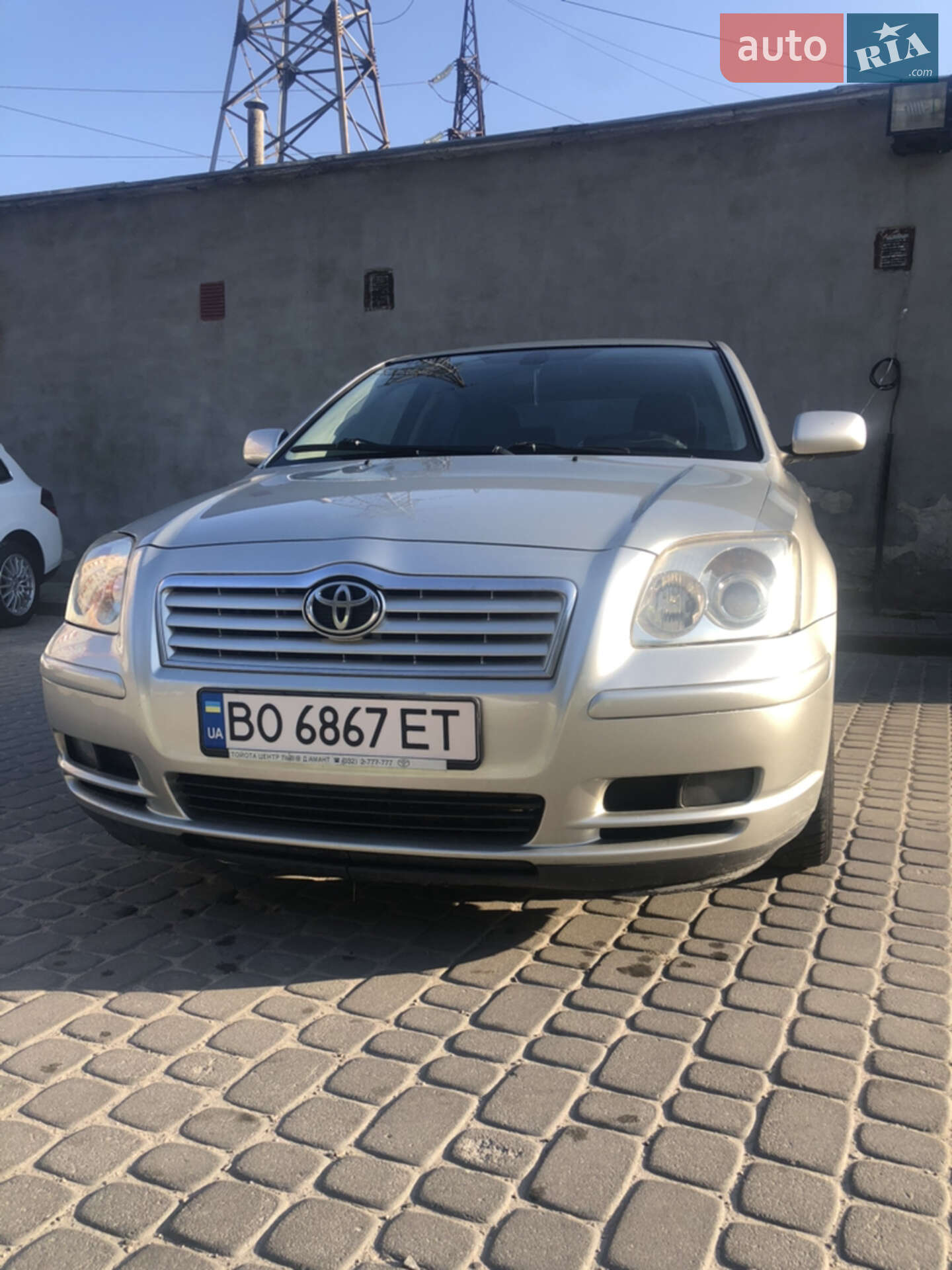 Toyota Avensis 2005 VIN SB1BR56L90E137359 фото оголошення 2 з 7