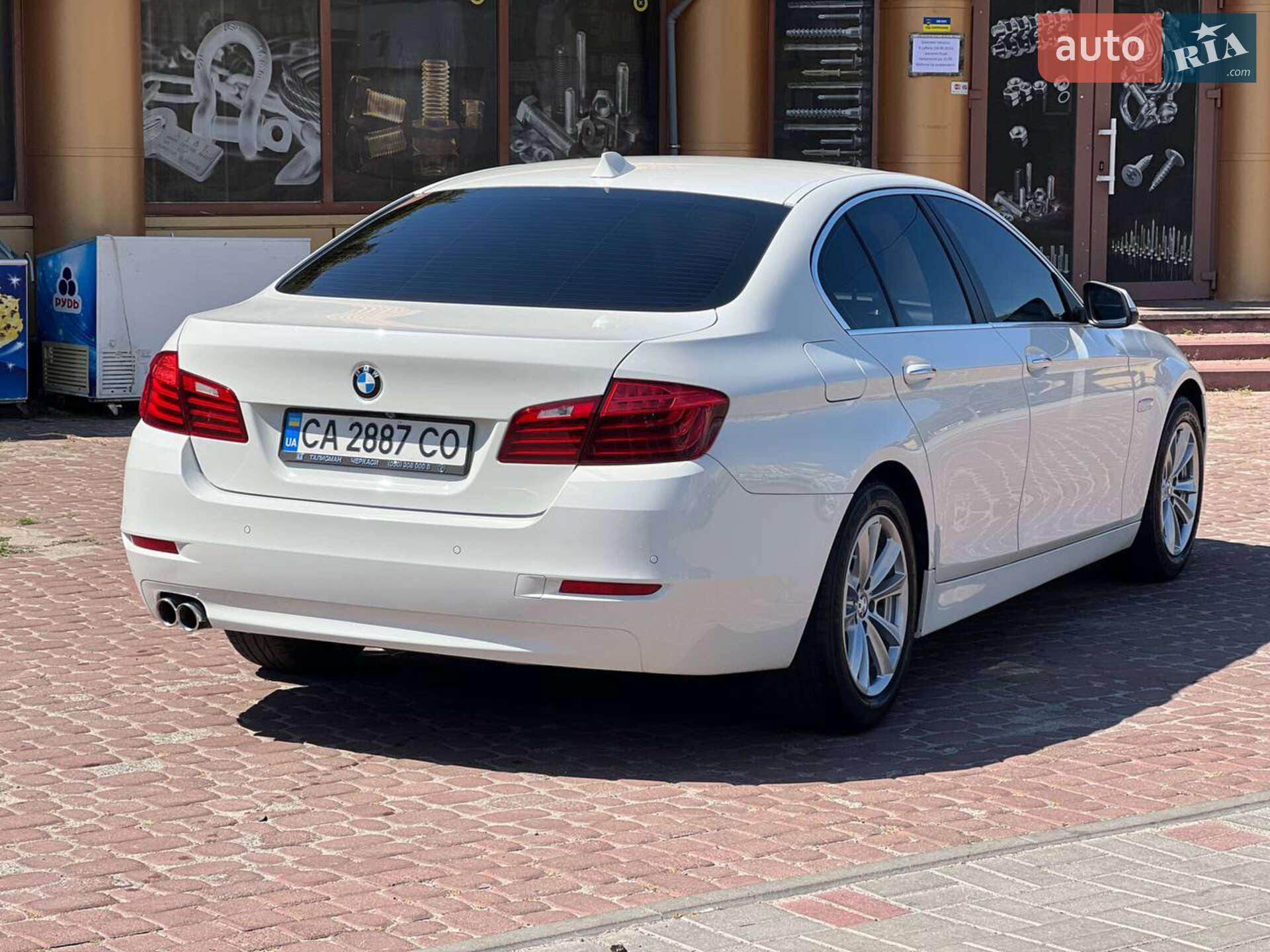 BMW 5 Series 2016 VIN WBA5A31020G368168 фото оголошення 8 з 24