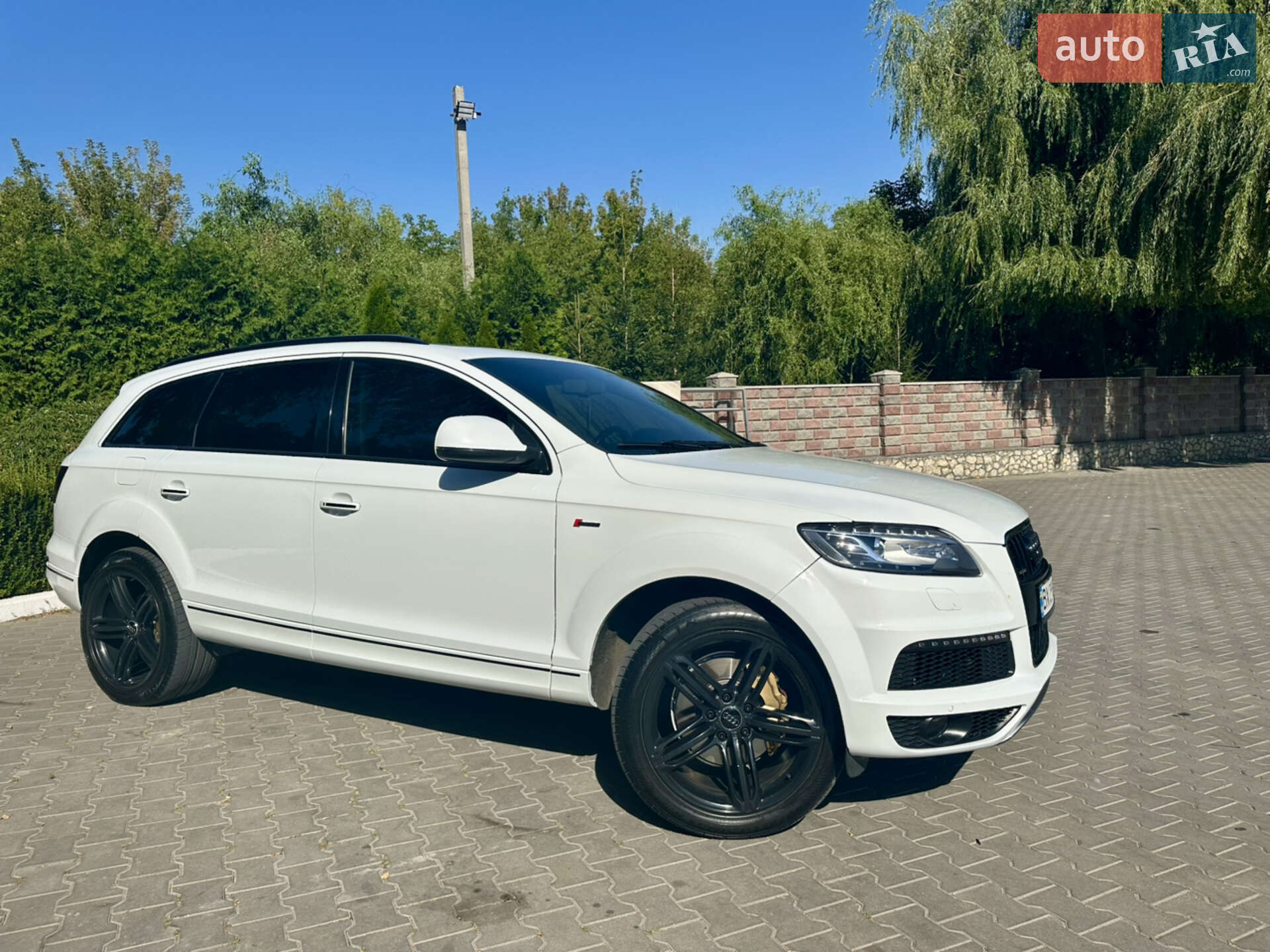 Audi Q7 2013 VIN WA1LGAFE4ED003818 фото оголошення 2 з 15