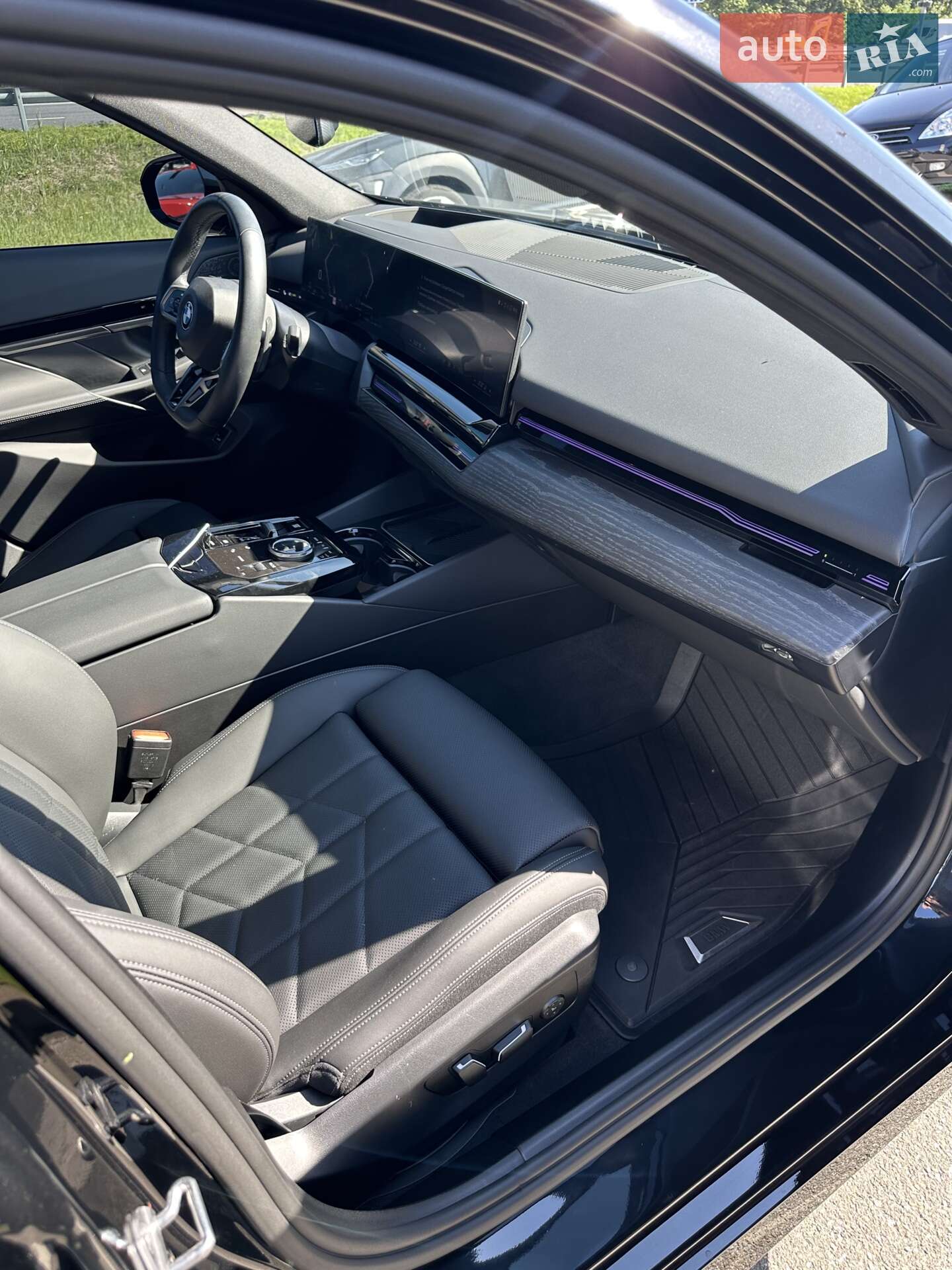 BMW 5 Series 2024 VIN WBA43FJ07RCS13515 фото оголошення 31 з 40
