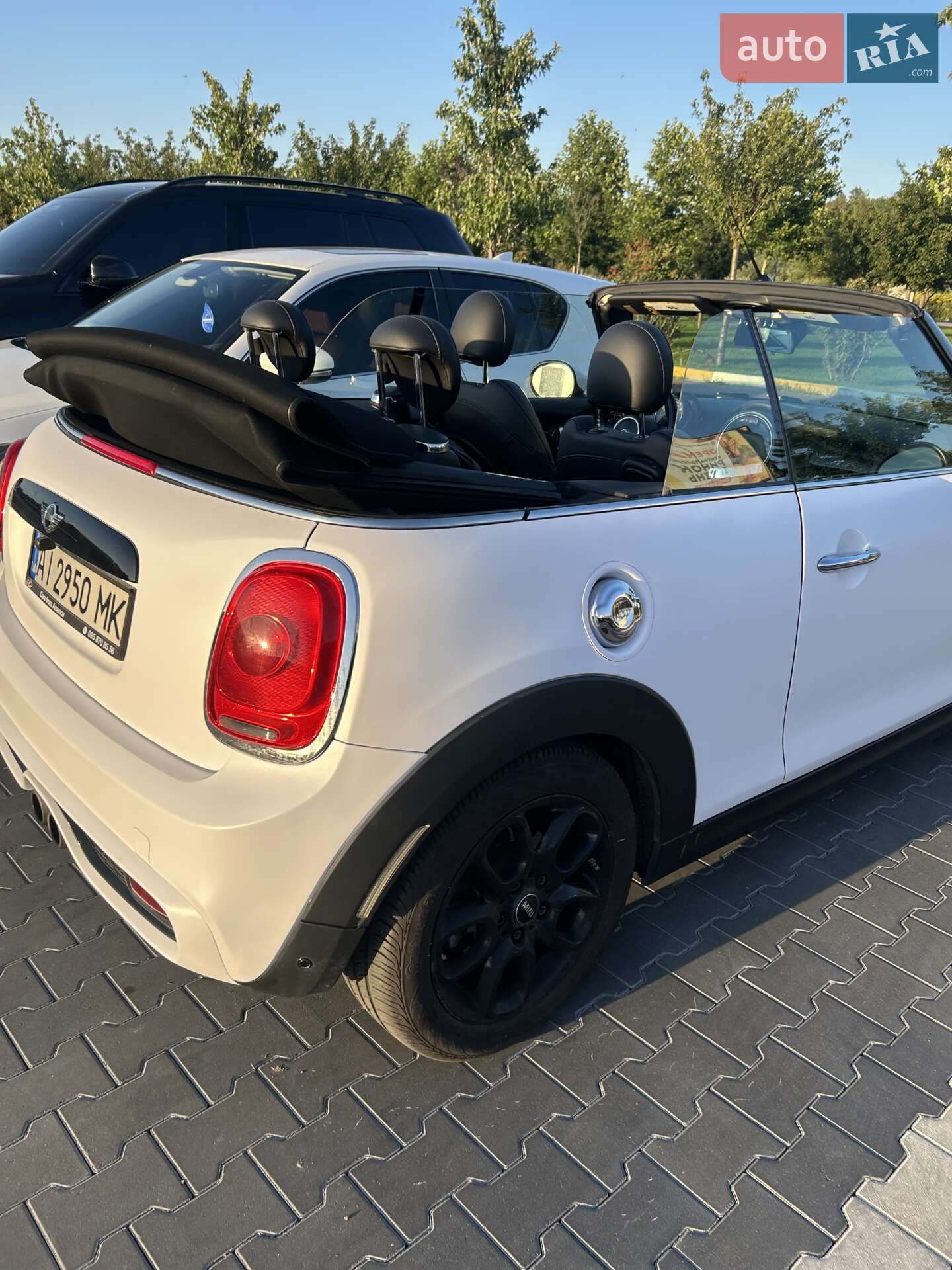 Mini Cooper 2016 VIN WMWWG9C59G3A91649 фото оголошення 4 з 14