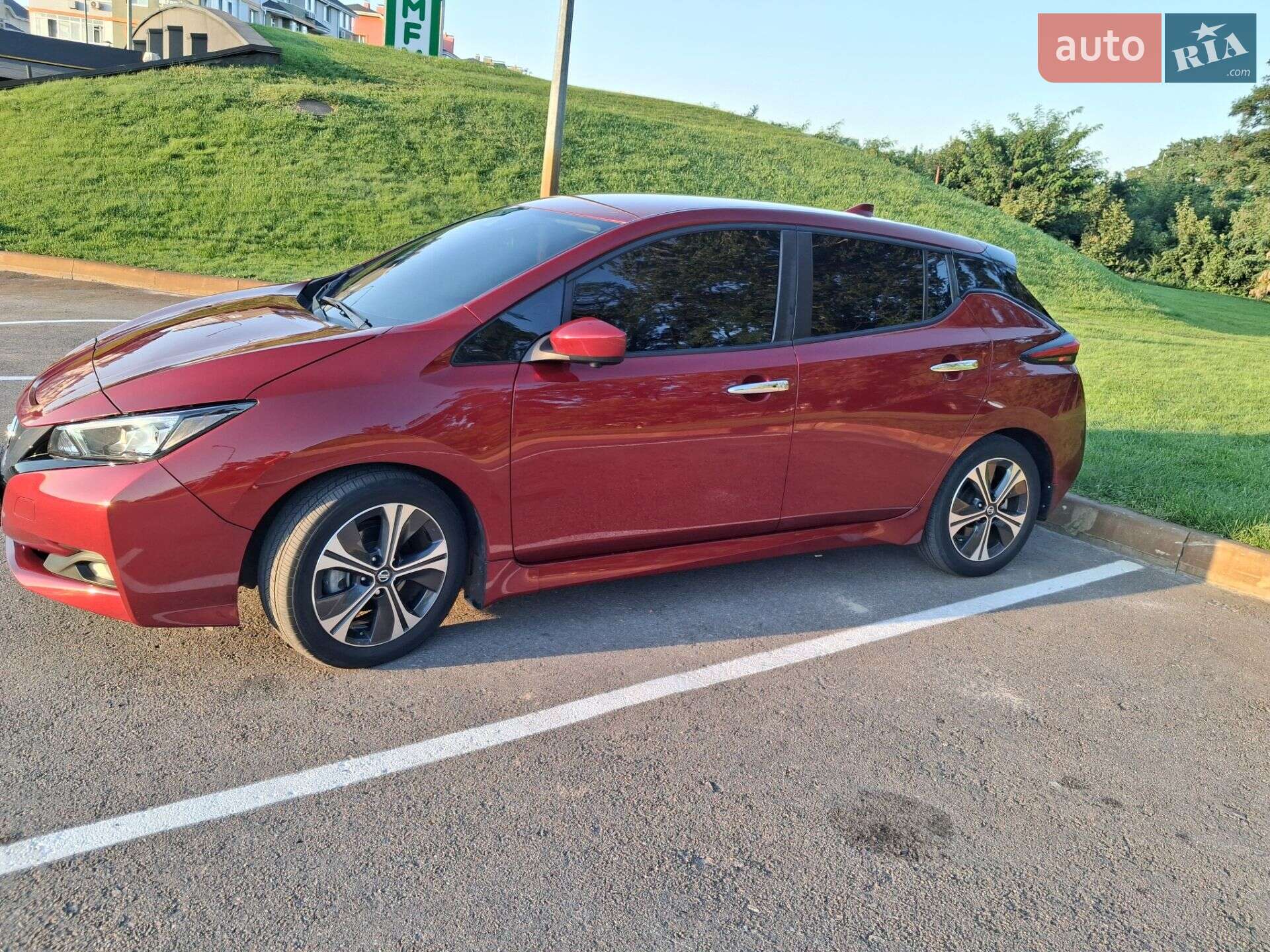 Nissan Leaf 2020 VIN 1N4AZ1CP3LC310791 фото оголошення 5 з 14