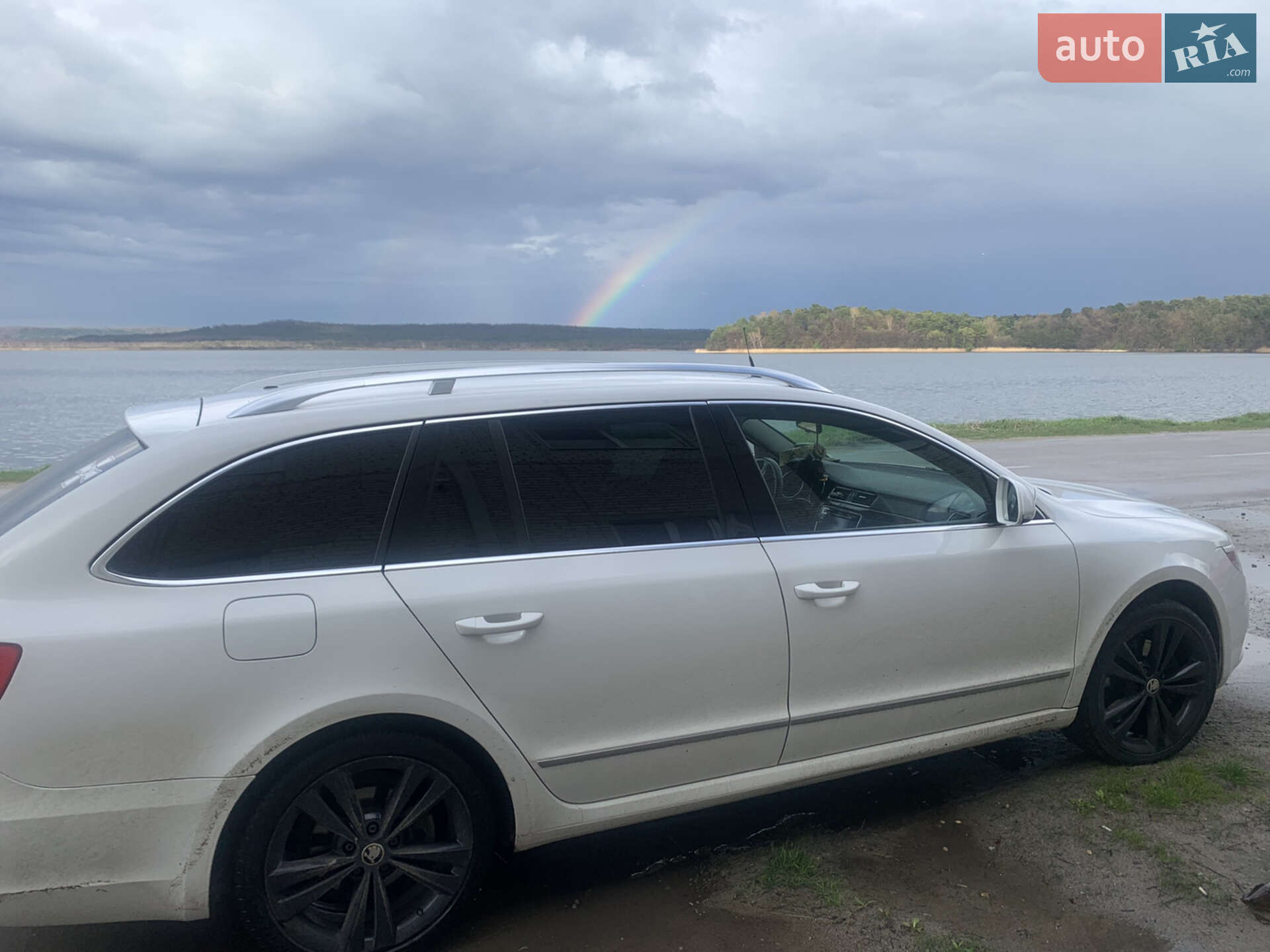 Skoda Superb 2011 VIN TMBJE73T6B9048881 фото оголошення 2 з 10