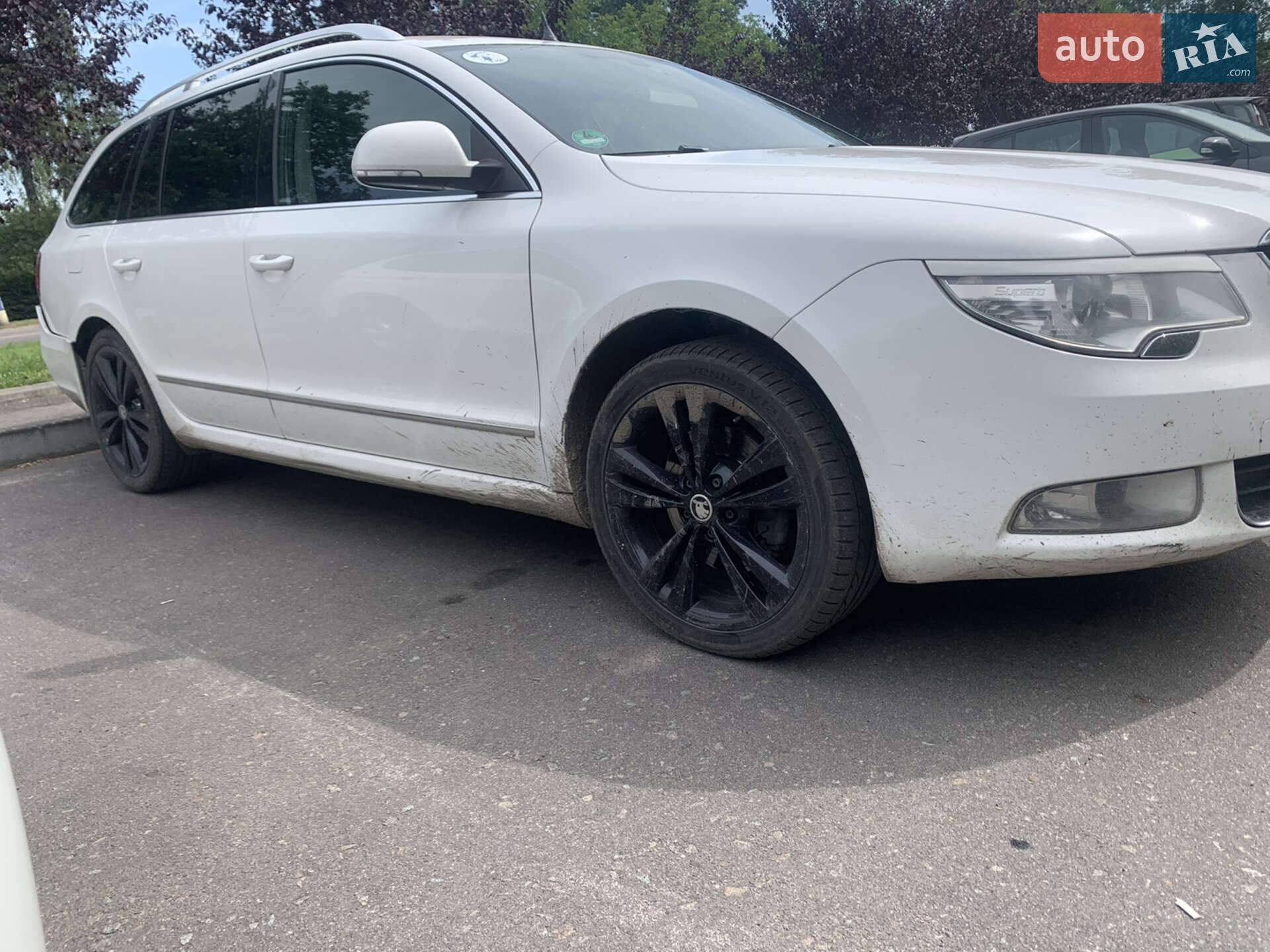 Skoda Superb 2011 VIN TMBJE73T6B9048881 фото оголошення 9 з 10