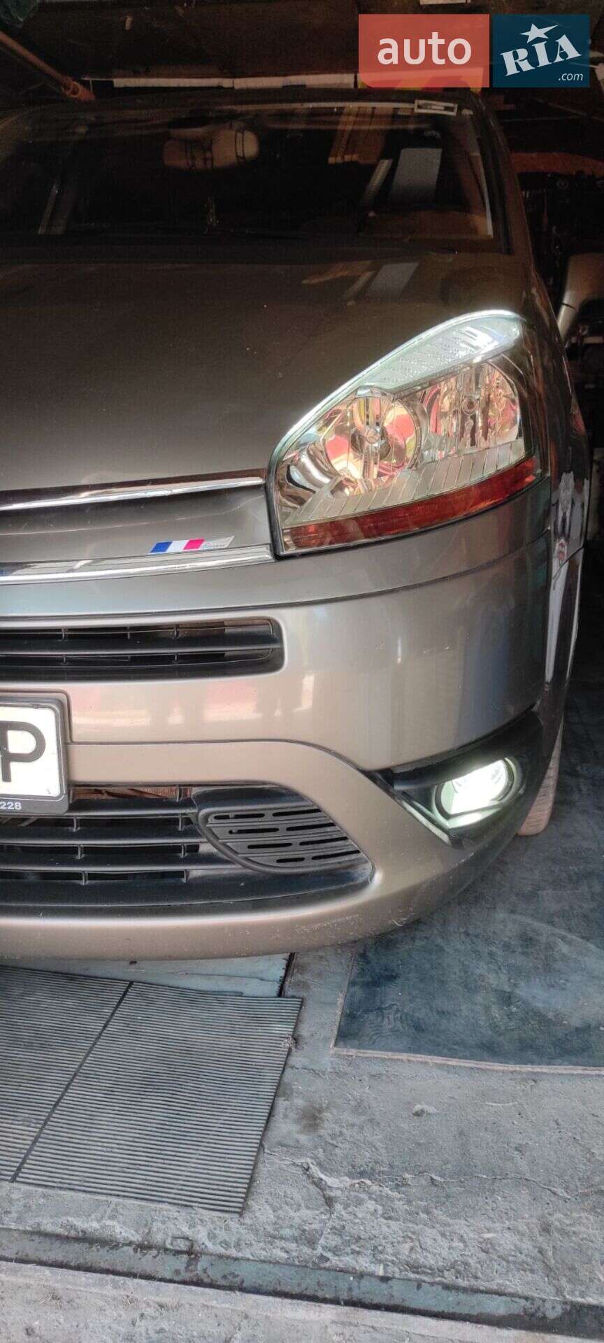Citroen C4 Picasso 2009 VIN VF7UARHJH9J091980 фото оголошення 10 з 33