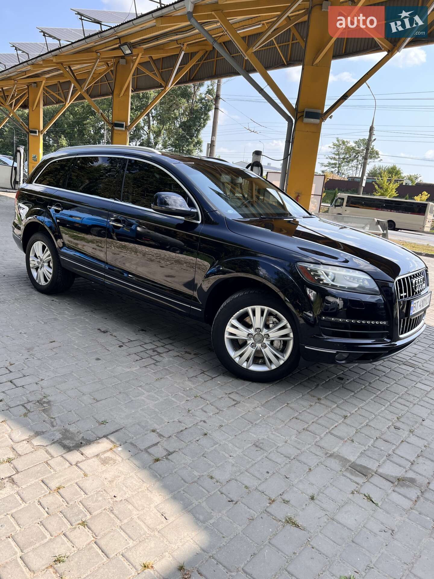 Audi Q7 2011 VIN WA1LMAFE5BD009356 фото оголошення 4 з 15