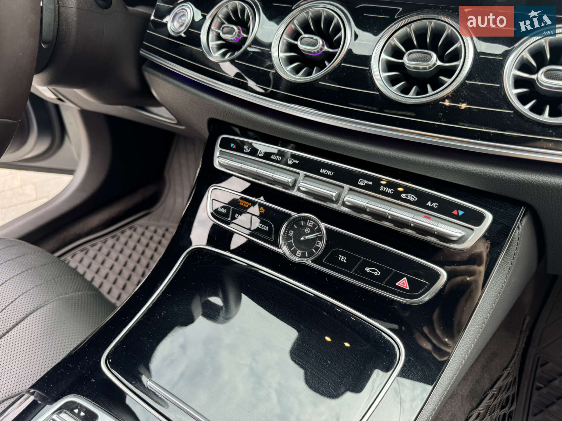 Mercedes-Benz CLS-Class 2018 VIN WDD2J5KB7KA009556 фото оголошення 34 з 58