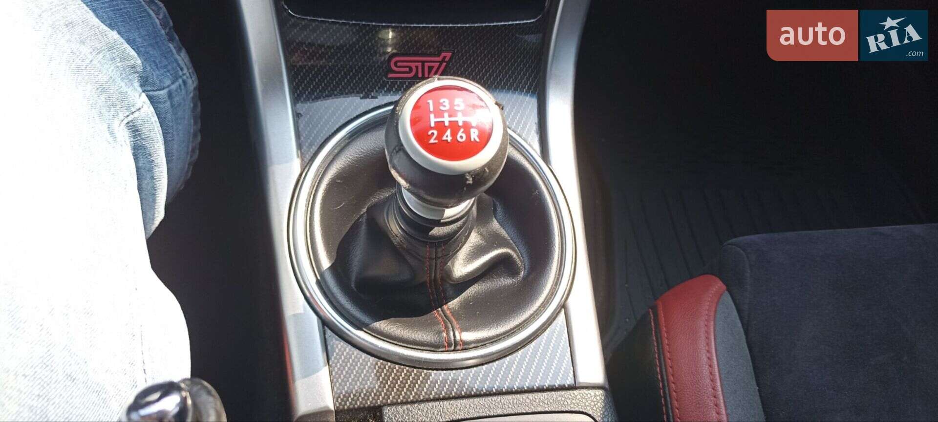 Subaru WRX STI 2015 VIN JF1VA2M60G9818501 фото оголошення 29 з 50