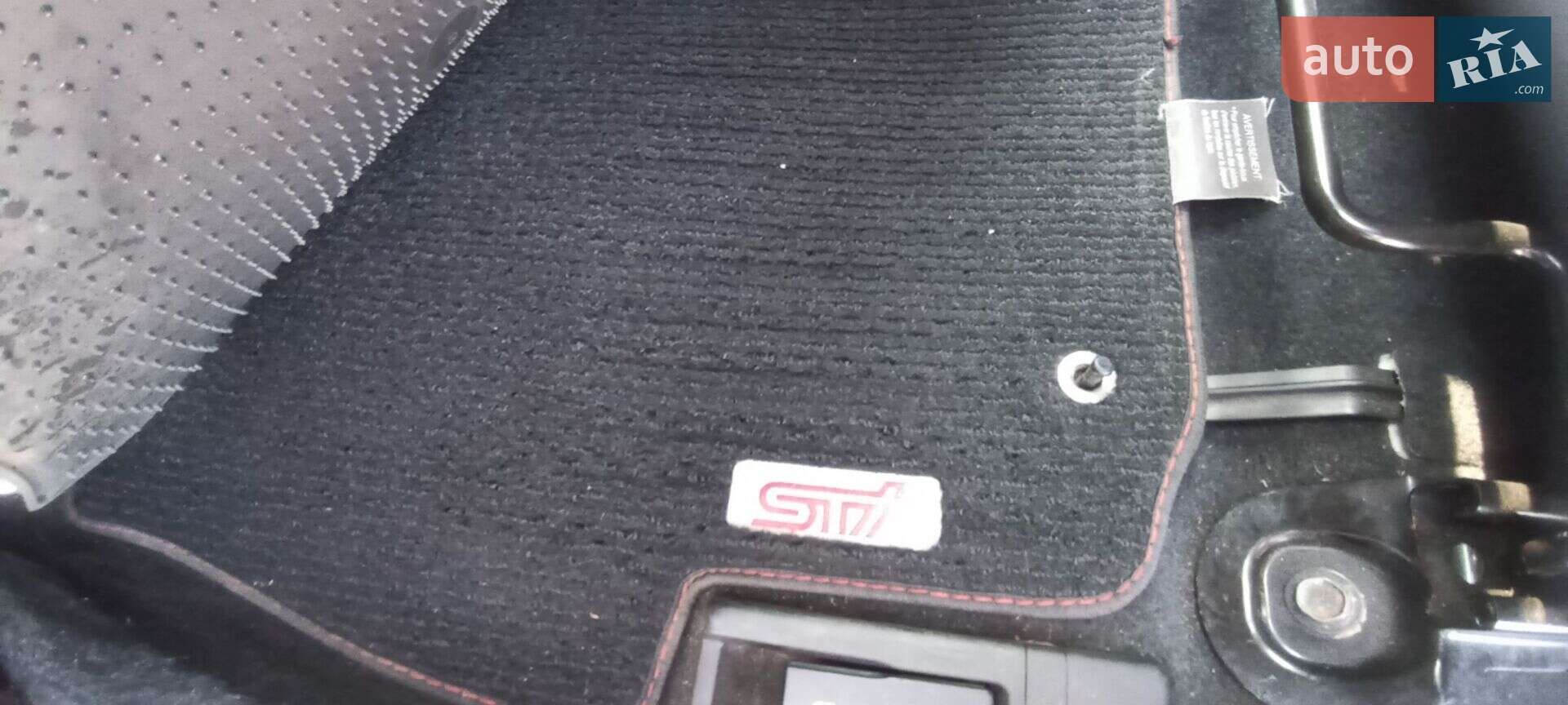 Subaru WRX STI 2015 VIN JF1VA2M60G9818501 фото оголошення 33 з 50