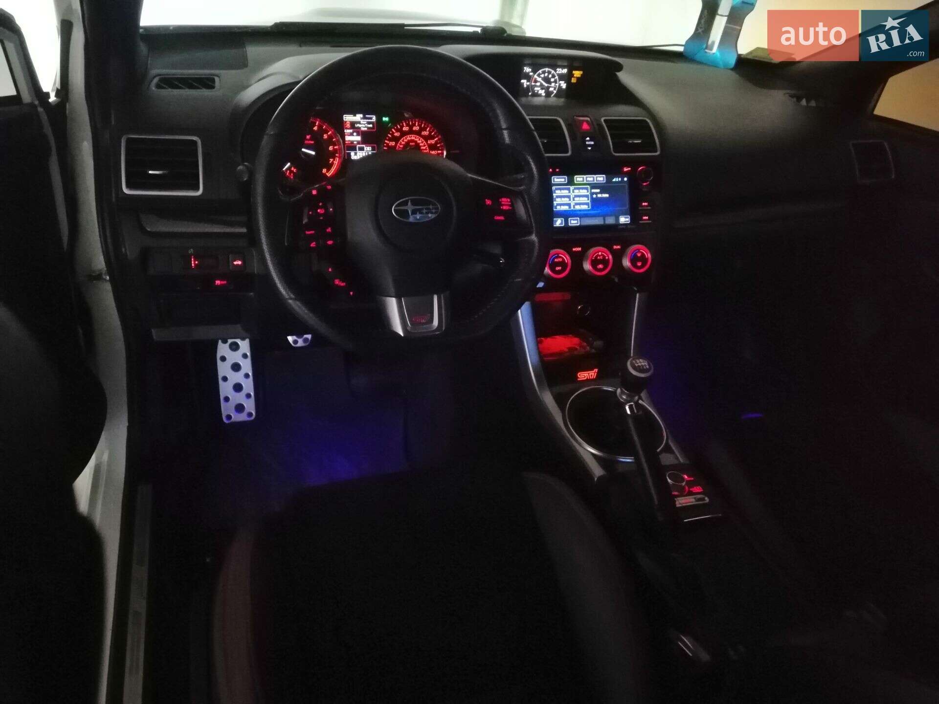 Subaru WRX STI 2015 VIN JF1VA2M60G9818501 фото оголошення 16 з 50