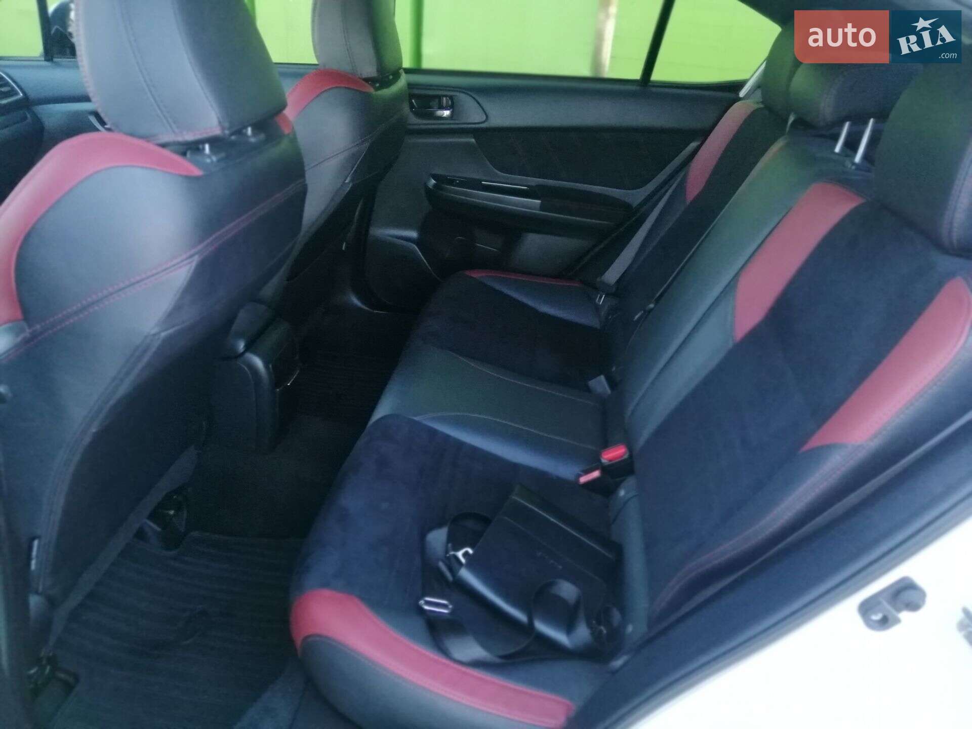 Subaru WRX STI 2015 VIN JF1VA2M60G9818501 фото оголошення 19 з 50