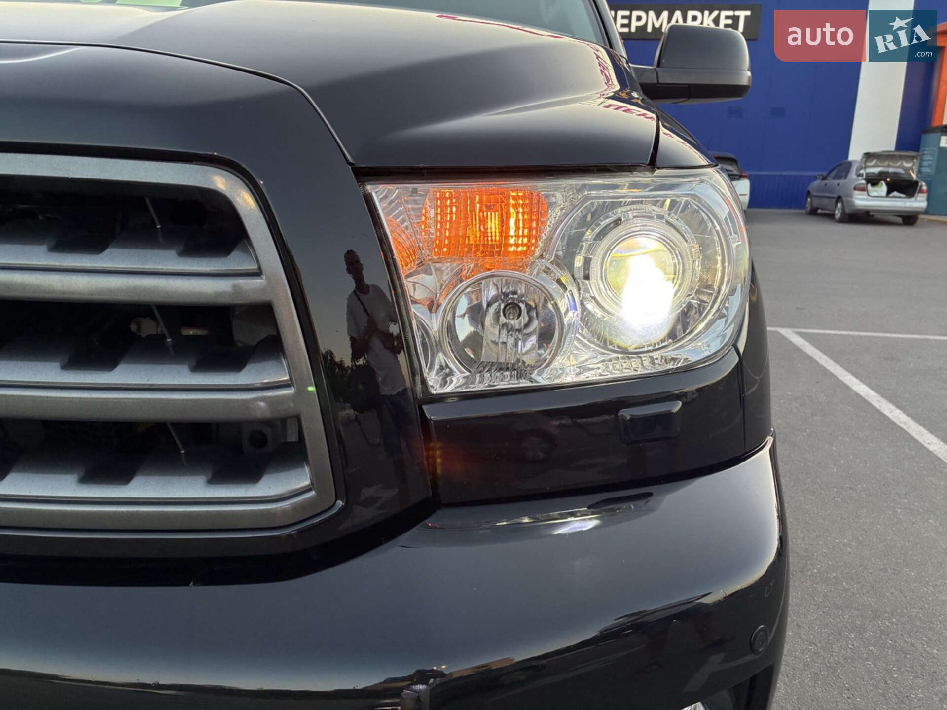 Toyota Sequoia 2014 VIN 5TDZY5G15ES053597 фото оголошення 9 з 68