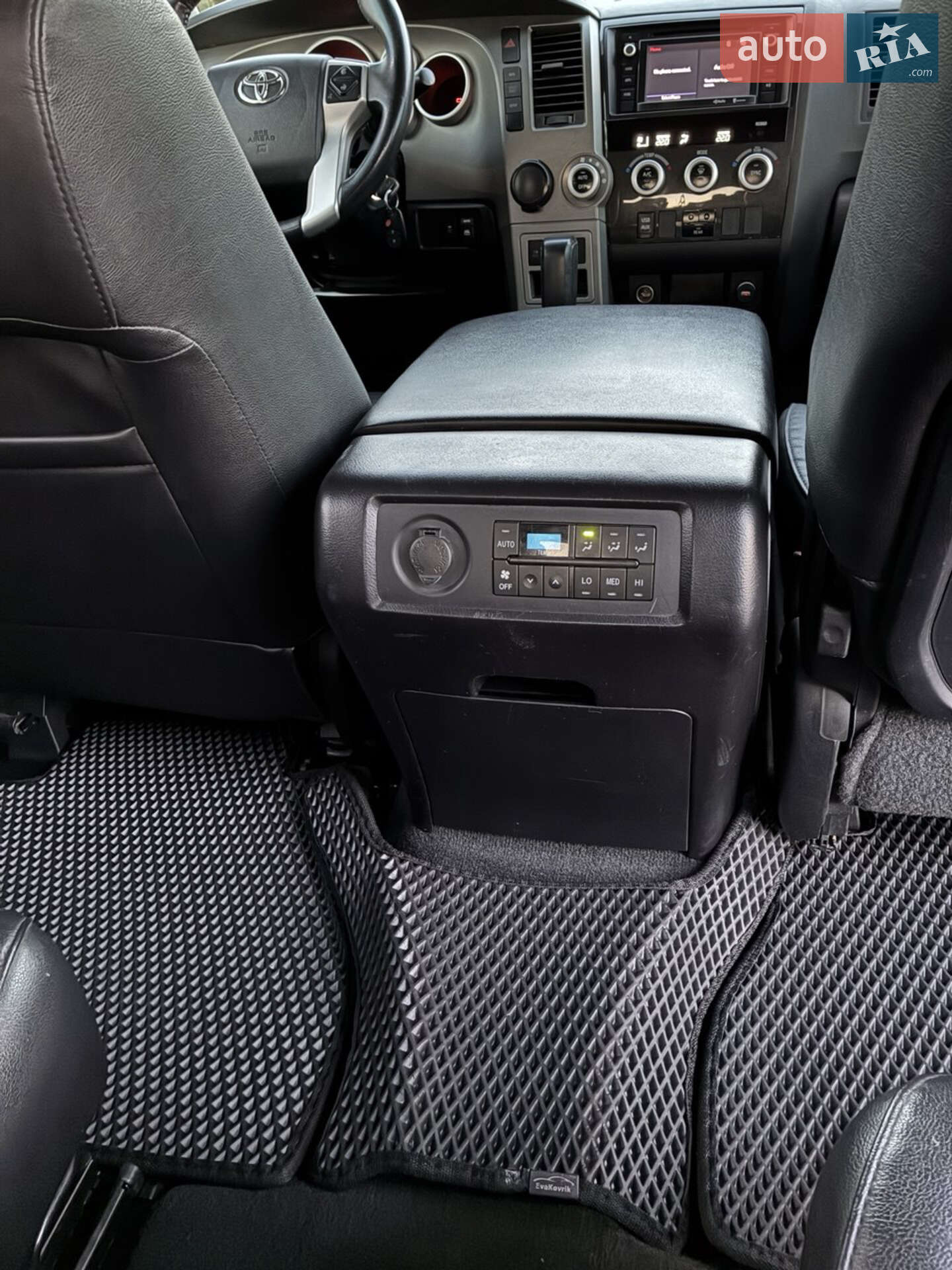 Toyota Sequoia 2014 VIN 5TDZY5G15ES053597 фото оголошення 19 з 68