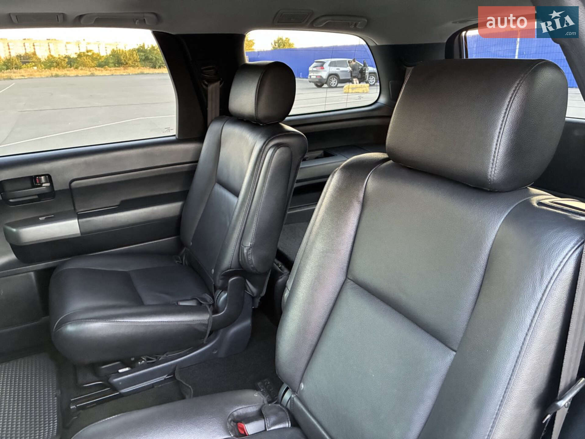 Toyota Sequoia 2014 VIN 5TDZY5G15ES053597 фото оголошення 24 з 68