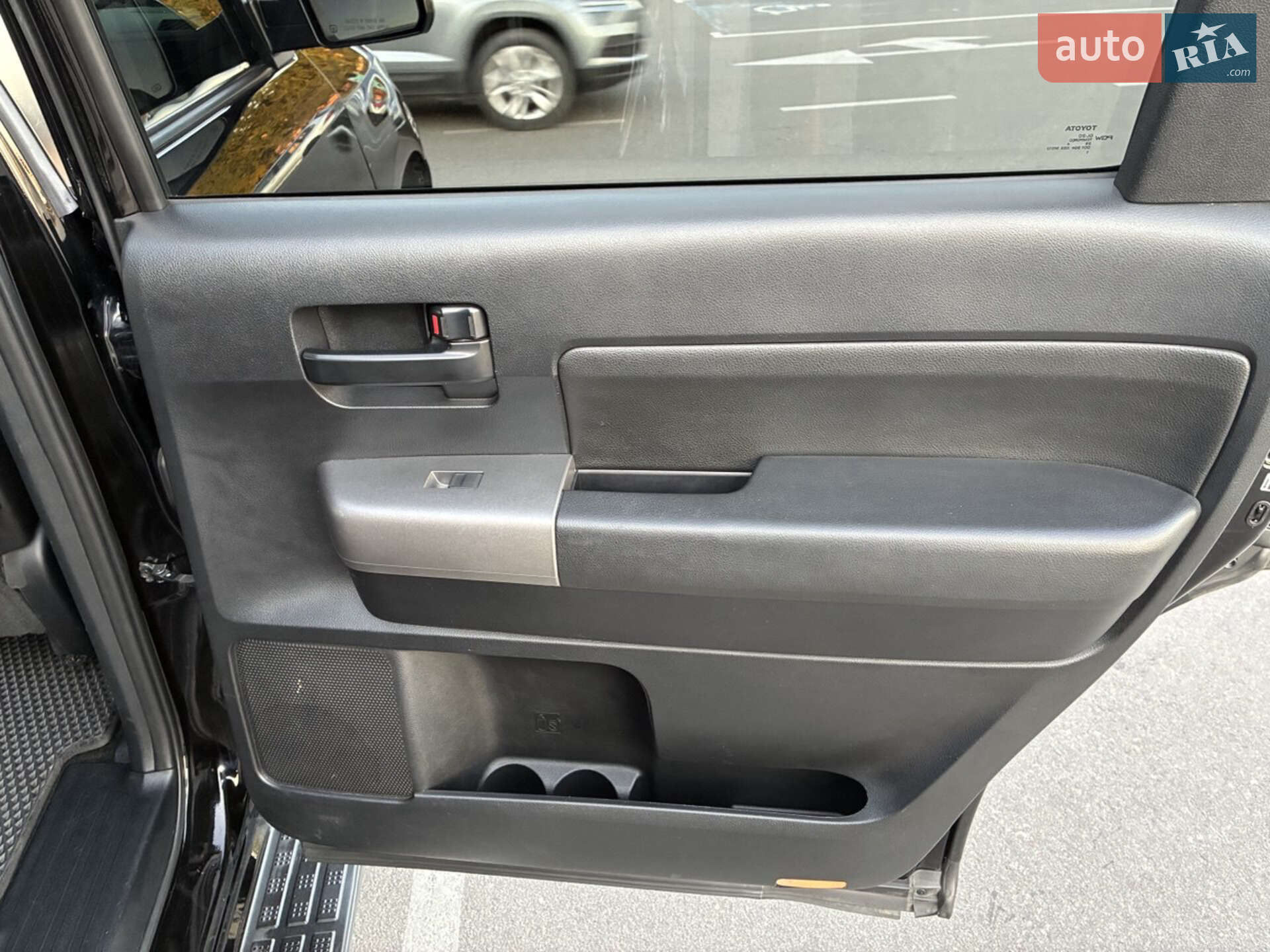 Toyota Sequoia 2014 VIN 5TDZY5G15ES053597 фото оголошення 29 з 68