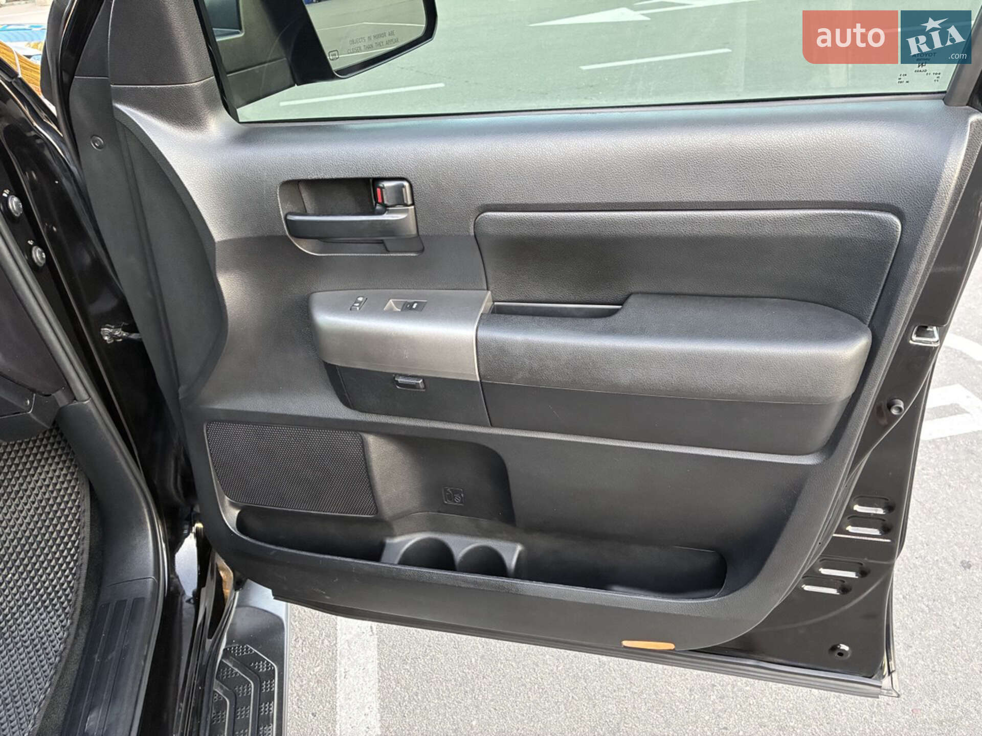 Toyota Sequoia 2014 VIN 5TDZY5G15ES053597 фото оголошення 31 з 68