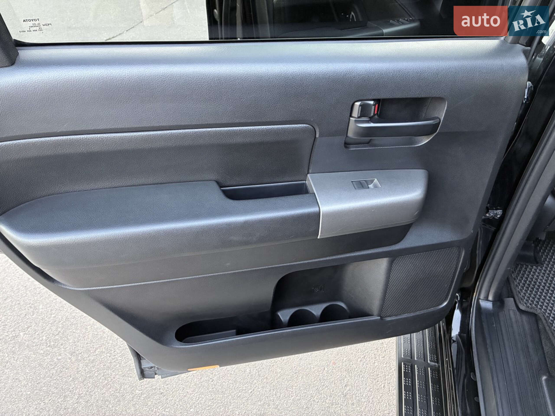 Toyota Sequoia 2014 VIN 5TDZY5G15ES053597 фото оголошення 32 з 68