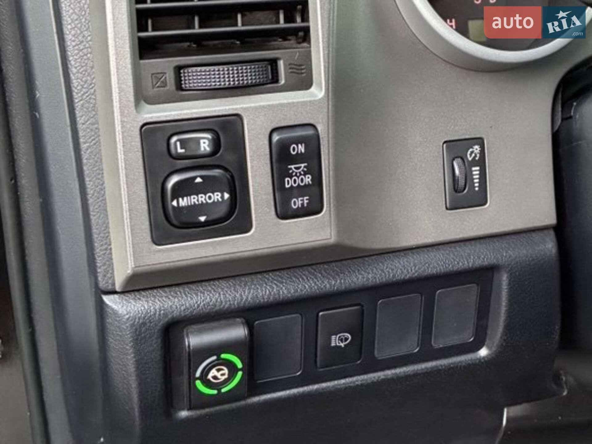 Toyota Sequoia 2014 VIN 5TDZY5G15ES053597 фото оголошення 45 з 68