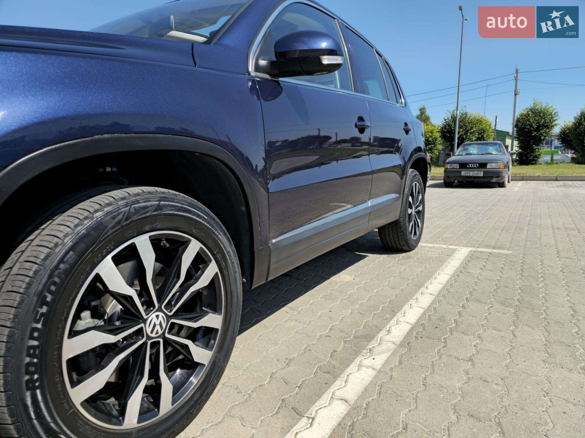 Volkswagen Tiguan 2011 VIN WVGAV7AXXCW528443 фото оголошення 13 з 41