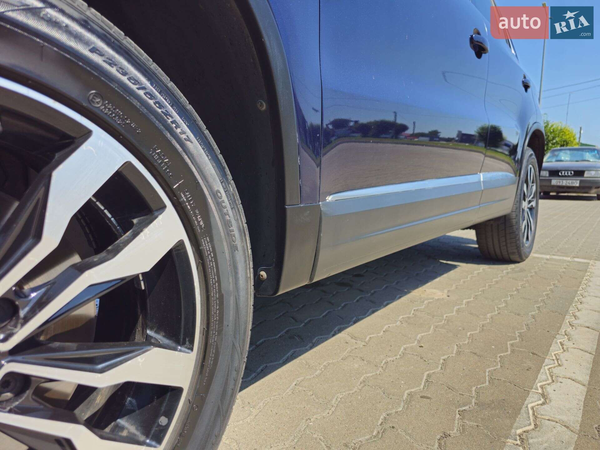 Volkswagen Tiguan 2011 VIN WVGAV7AXXCW528443 фото оголошення 14 з 41
