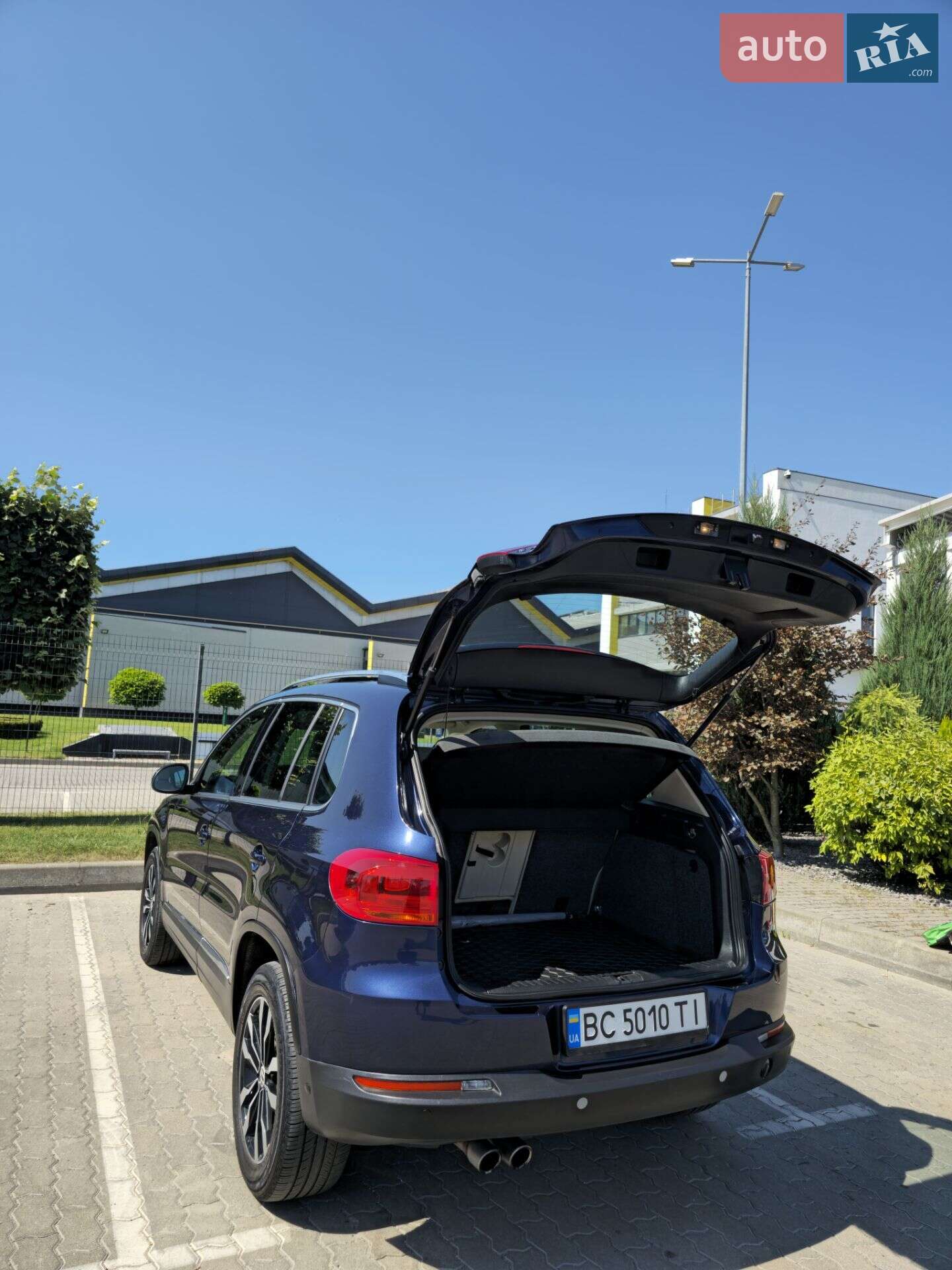 Volkswagen Tiguan 2011 VIN WVGAV7AXXCW528443 фото оголошення 19 з 41