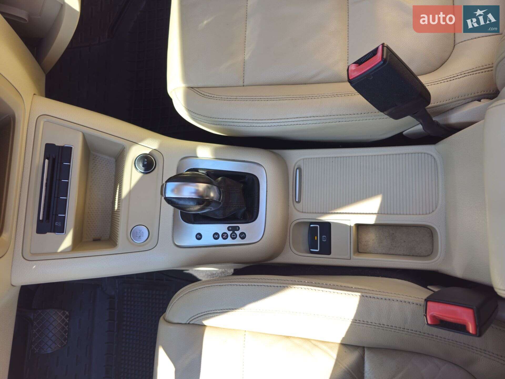 Volkswagen Tiguan 2011 VIN WVGAV7AXXCW528443 фото оголошення 23 з 41