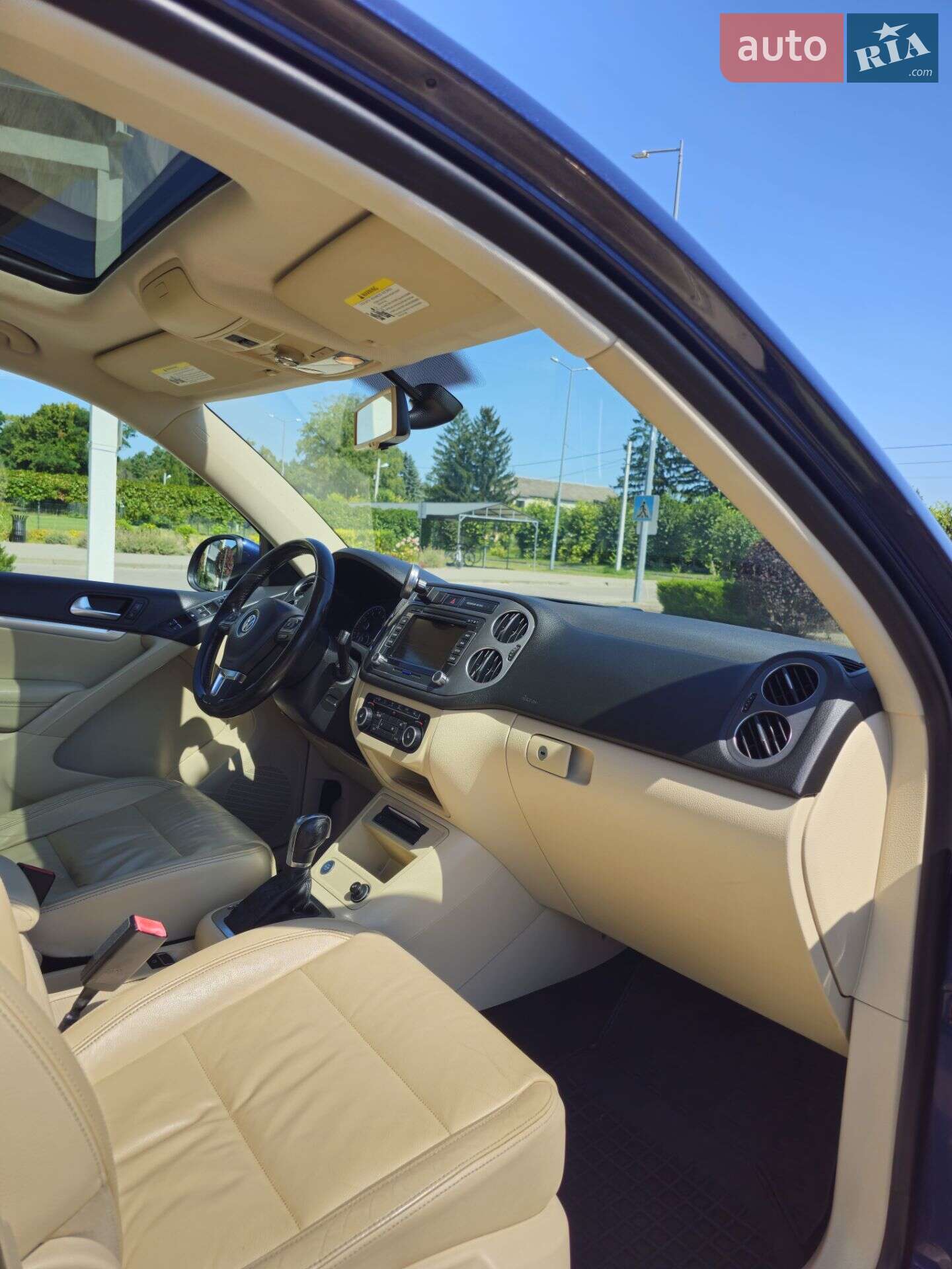 Volkswagen Tiguan 2011 VIN WVGAV7AXXCW528443 фото оголошення 32 з 41