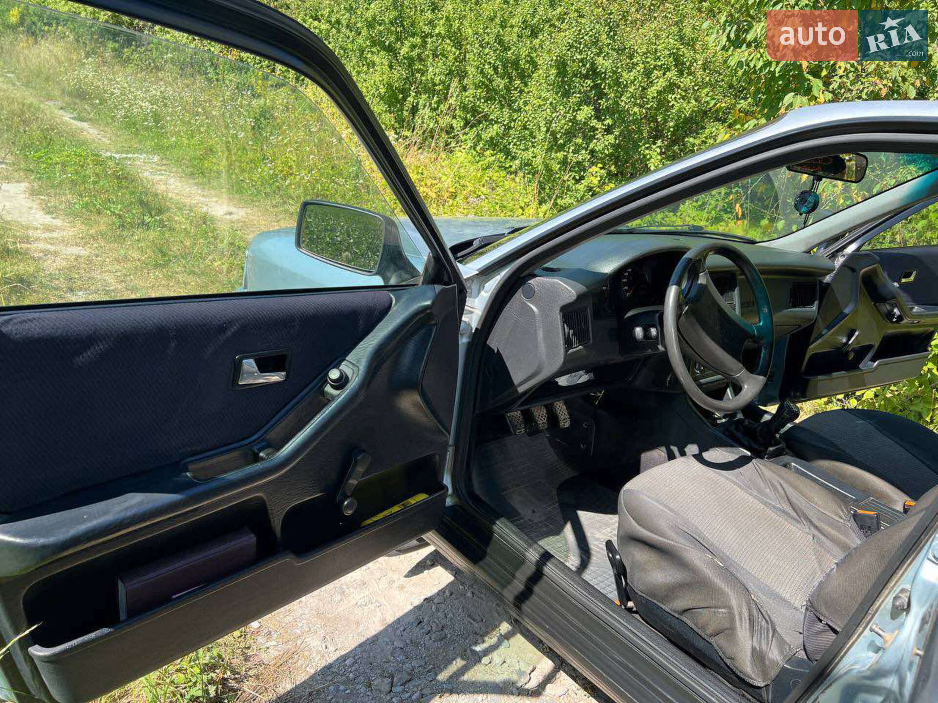 Audi 80 1992 VIN WAUZZZ8CZNA086259 фото оголошення 13 з 14